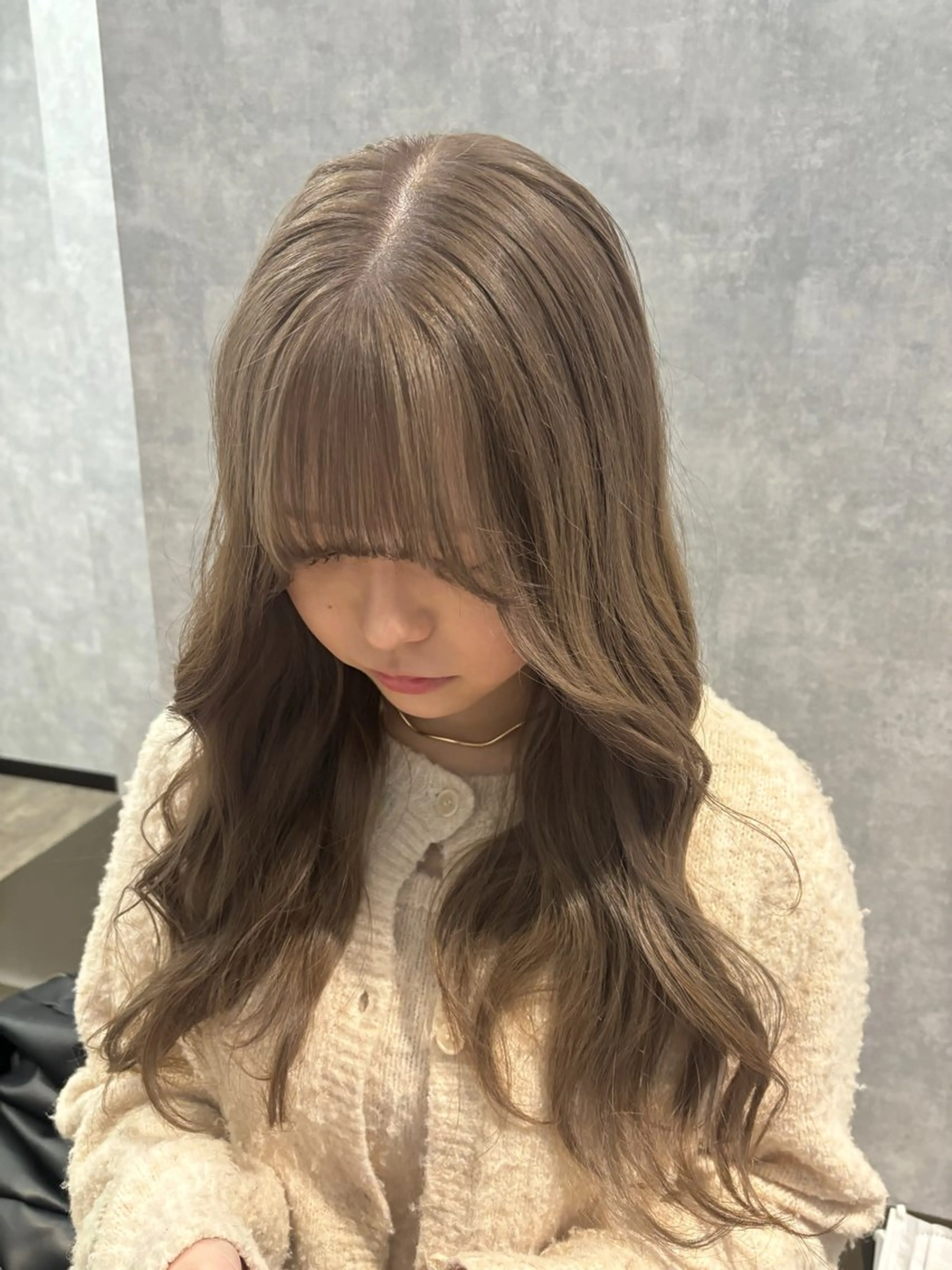 セミロング カット ヘアカラー トリートメント 🌐NATSUMI 🌐【寒色カラー】のヘアスタイル