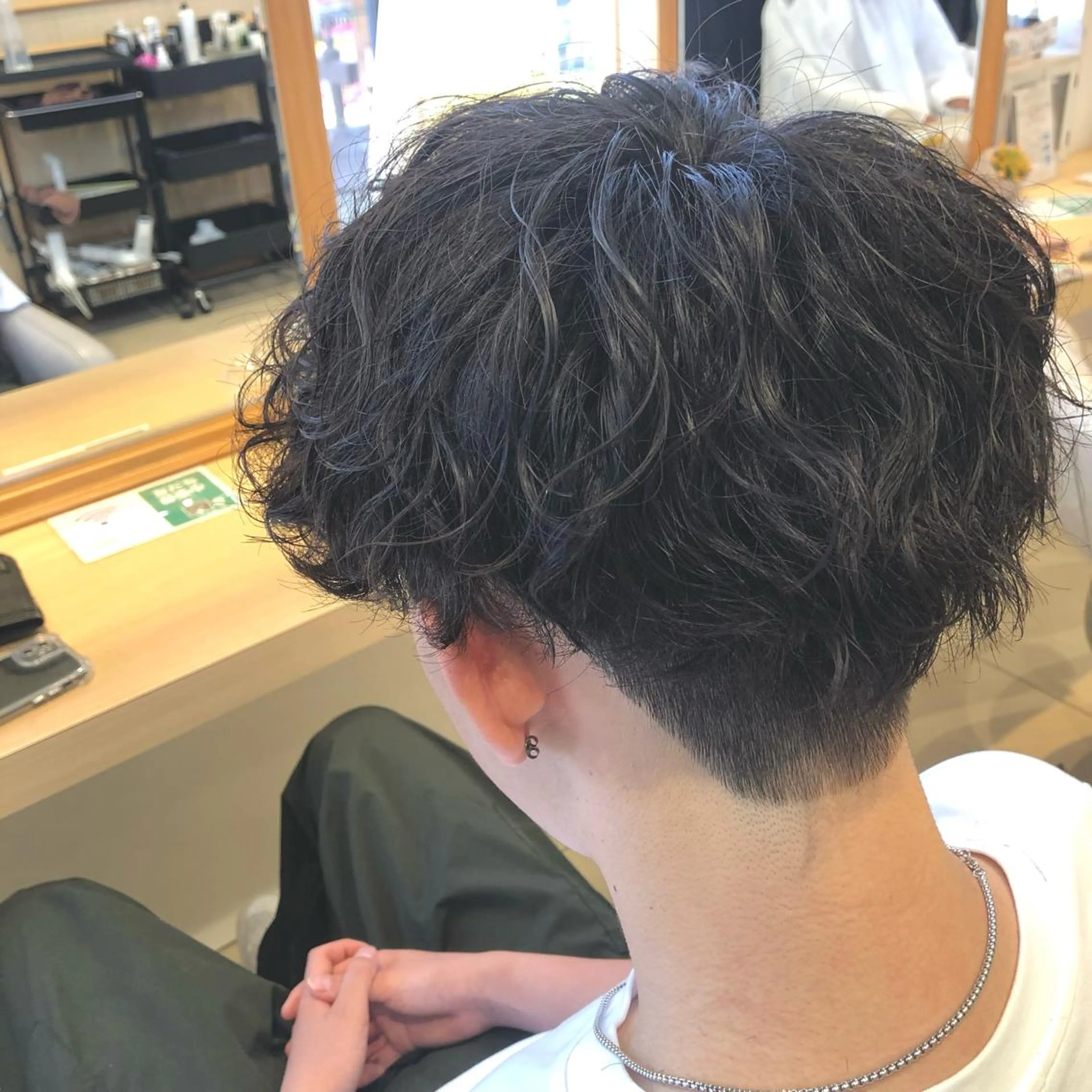 ショート パーマ メンズ 波巻きパーマ 低ダメージ施術/ 🐮牛木 史裕🐮のヘアスタイル