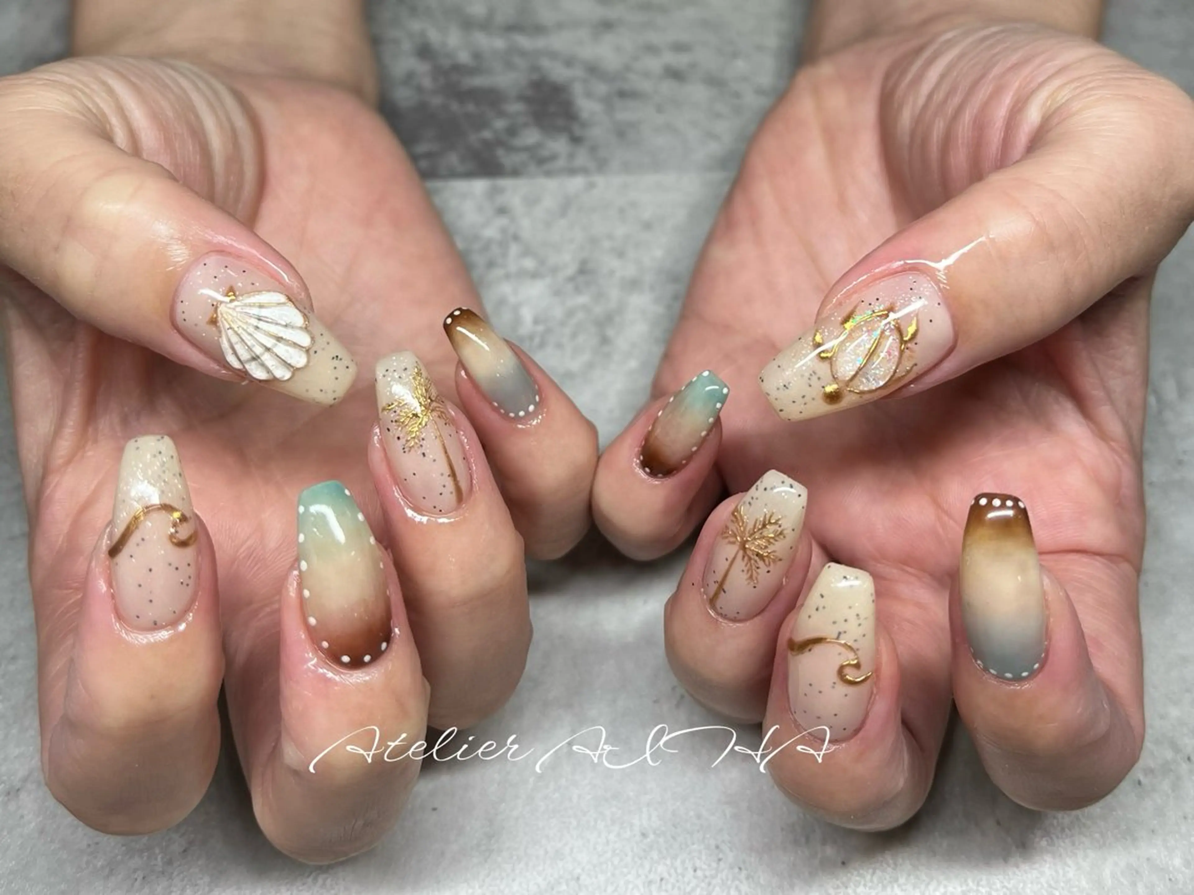 ミディアム ハンドネイル アトリエAIHA所属・アトリエAIHA★ フィルイン推奨サロンのネイルデザイン