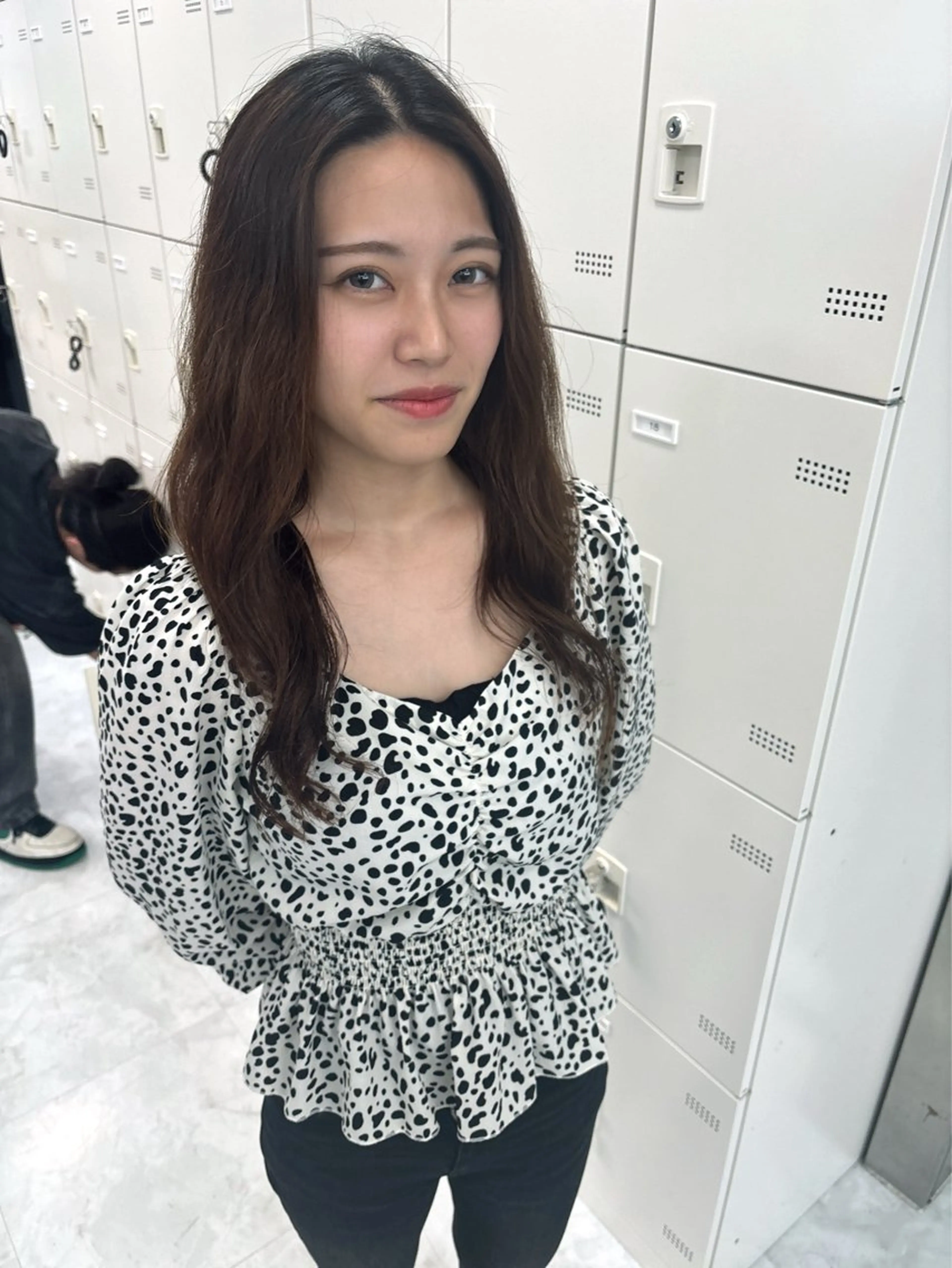 パーマ 韓国ヘア/ブリーチ無 しWカラー/オリーブのヘアスタイル