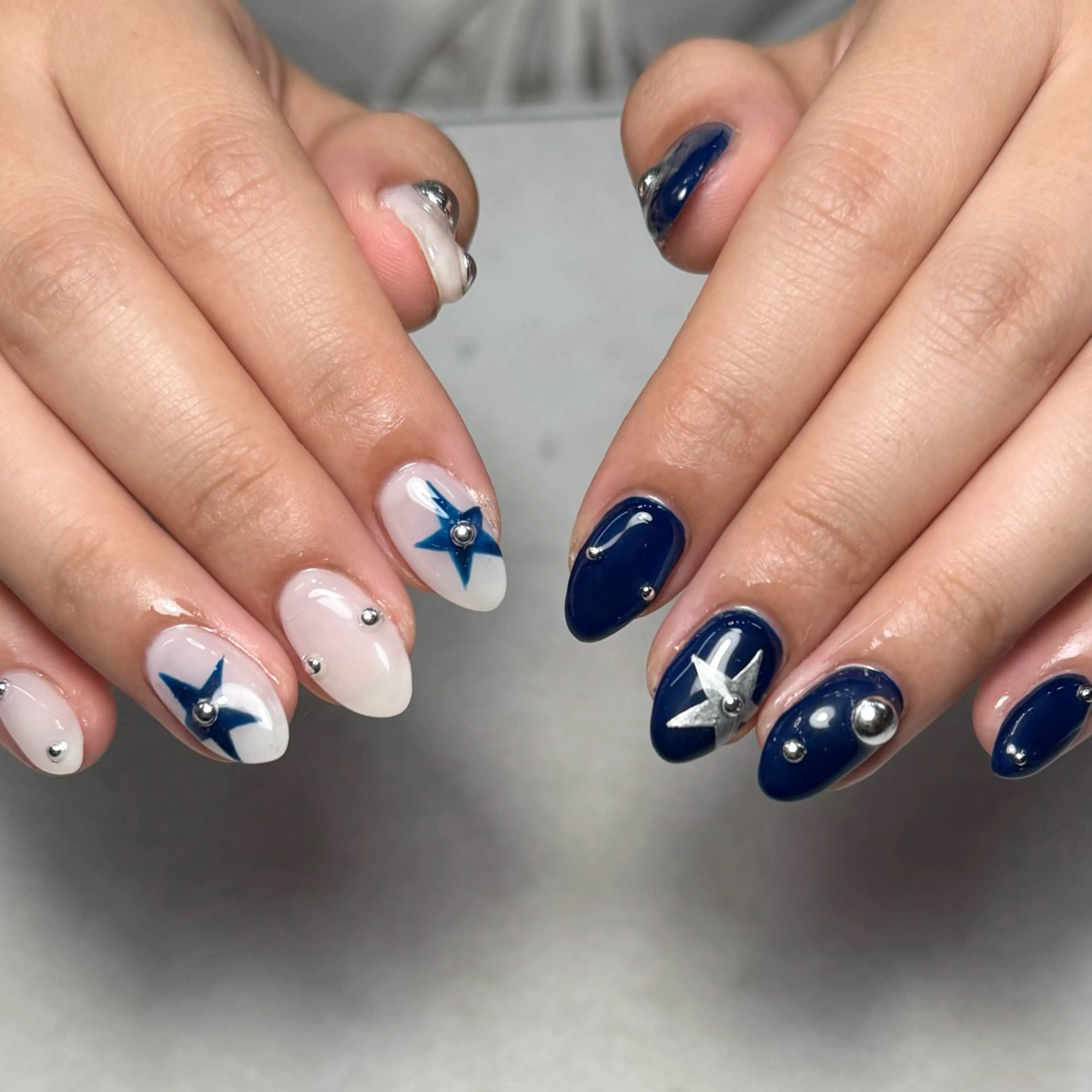 ネイル 🐈‍⬛ Minamiのネイルデザイン