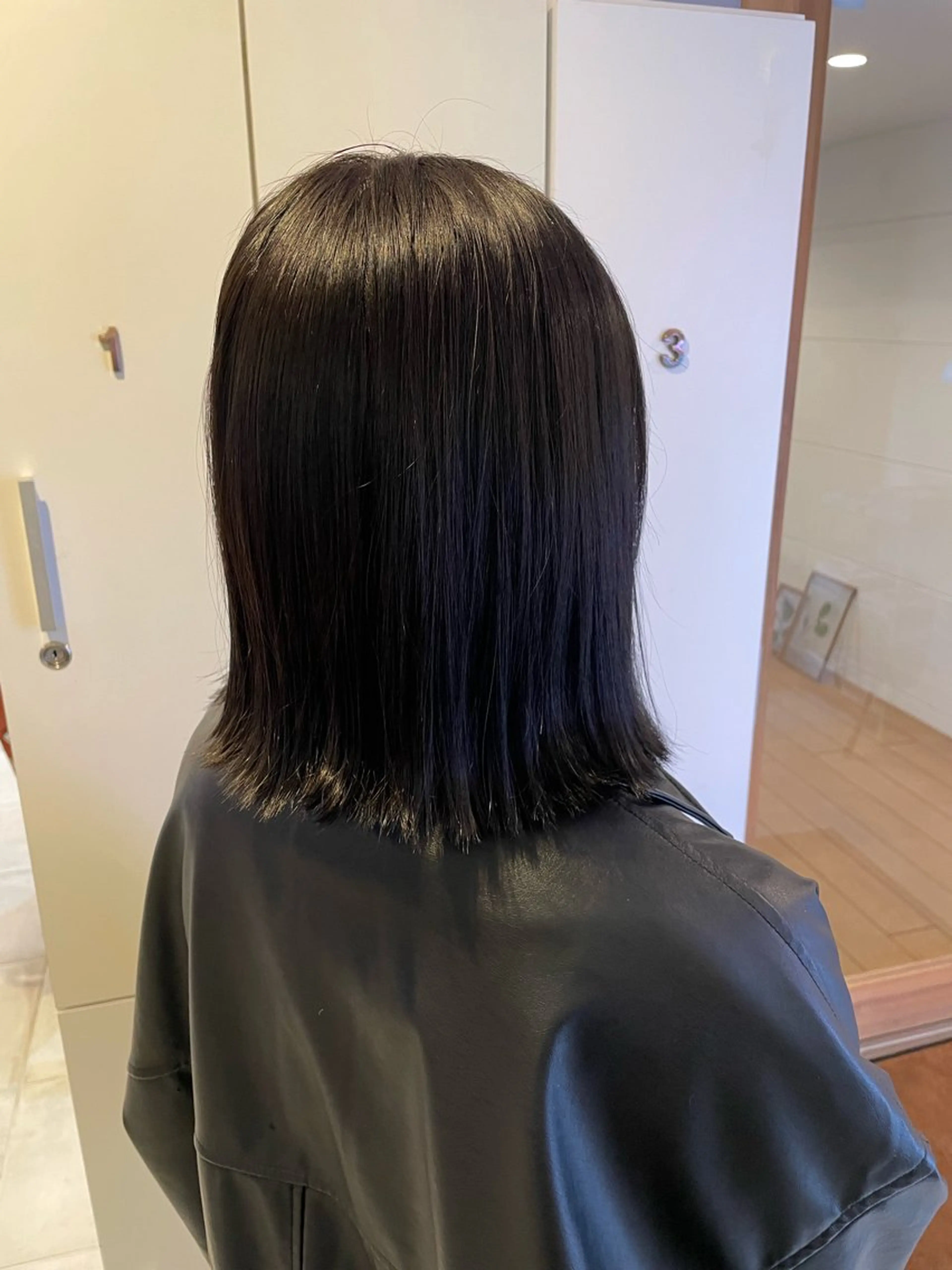 カラー 透明感カラー ダークグレー ダークグレージュ グレージュ ヘアカラー 竹広綾乃/ 艶カラーのヘアスタイル