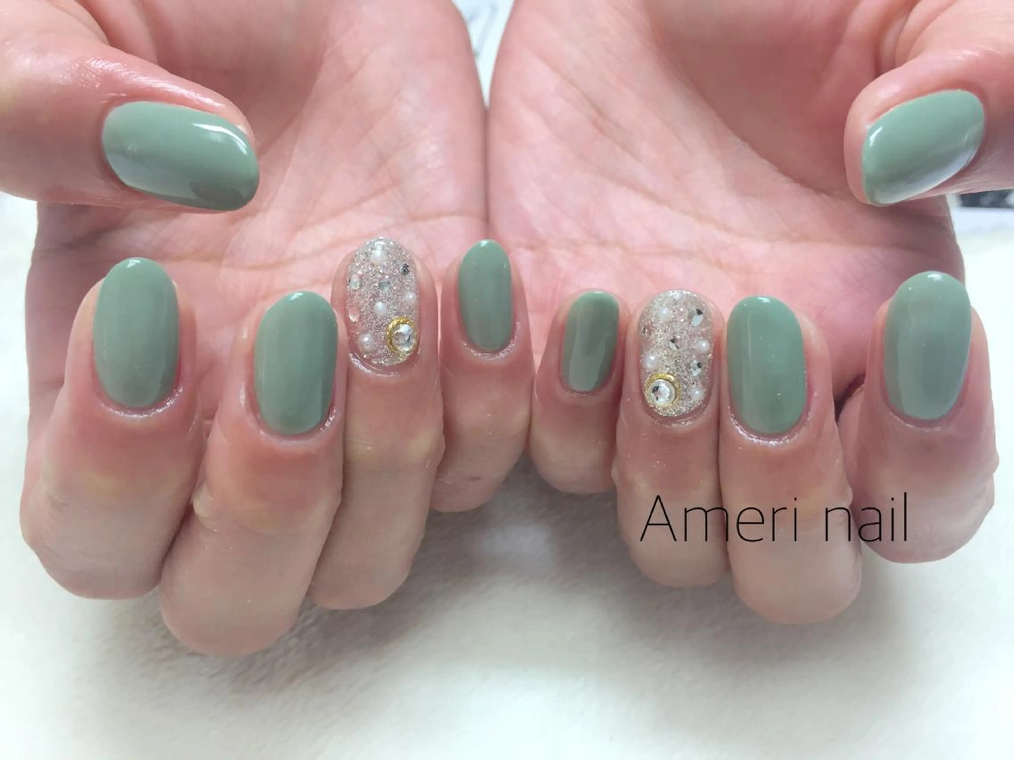 ネイル シンプルネイル nailist TOMOのネイルデザイン