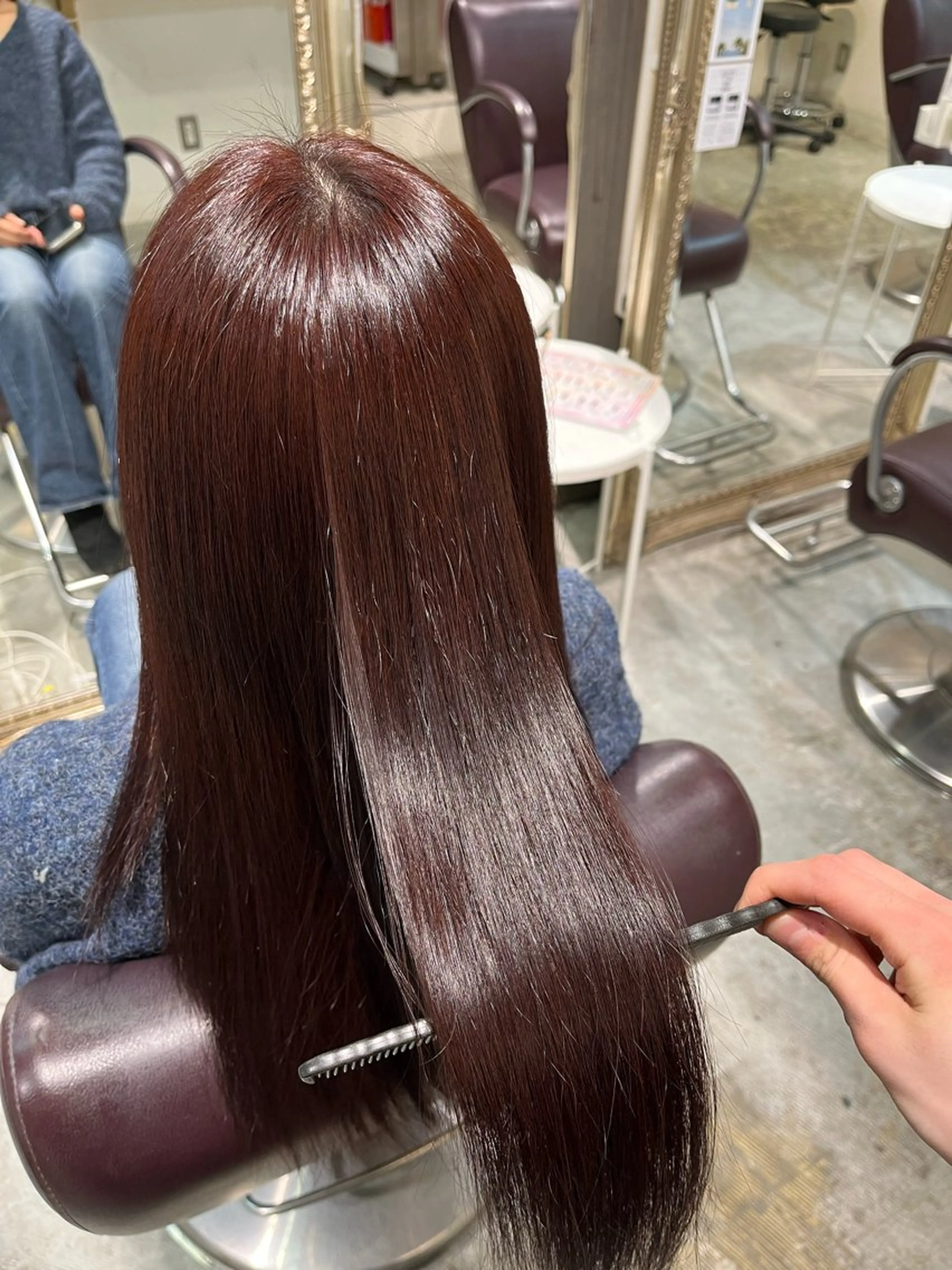 ロング カラー ヘアカラー トリートメント フェザーパーマ🌙 毛流れ yuzukiのヘアスタイル