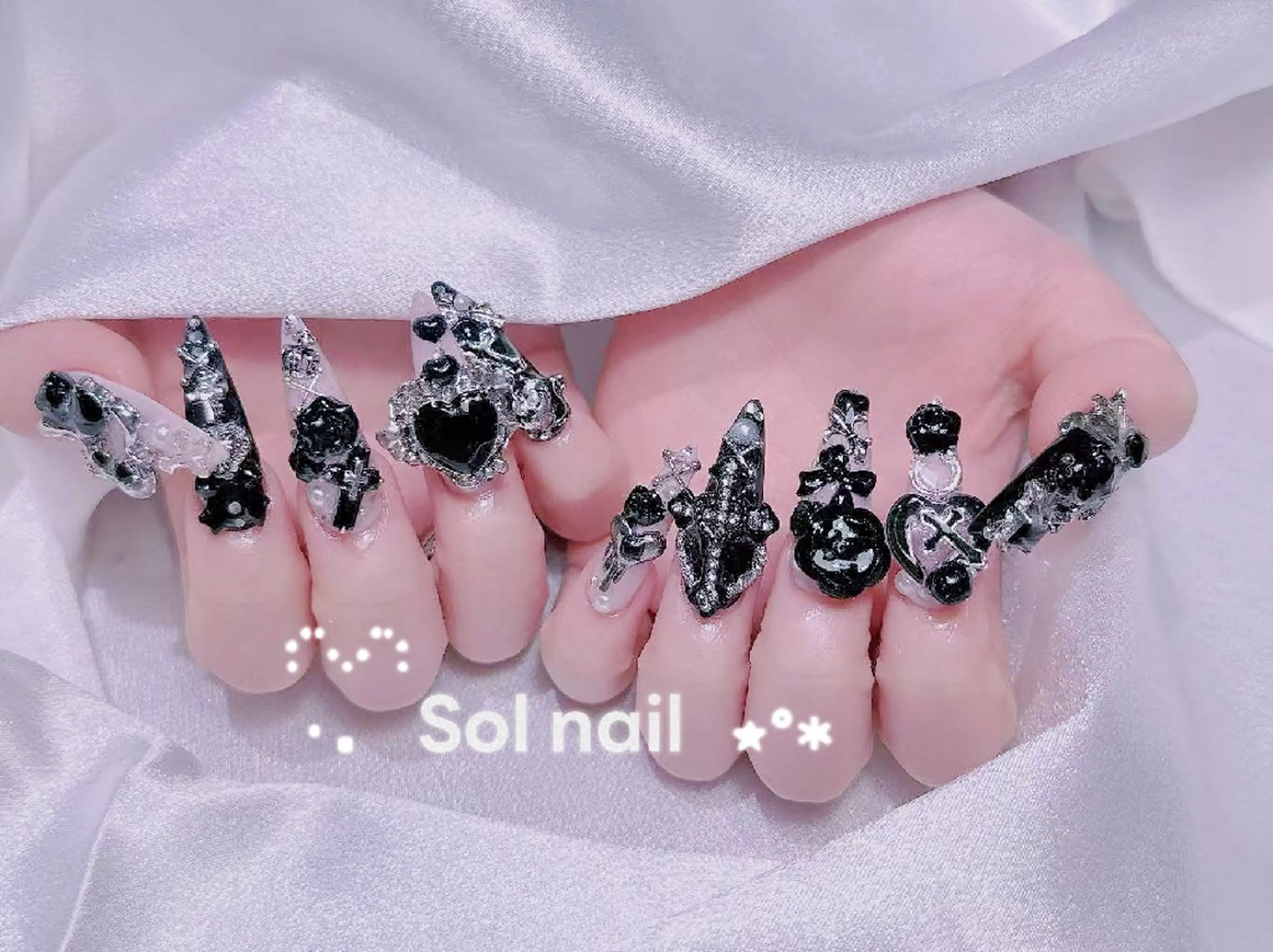 ネイル ロングネイル ネイルチップ ハンドネイル ハンドケア パラジェル＆フィルイン取り扱いサロンSol Nail所属・Sol Nail ミネのネイルデザイン