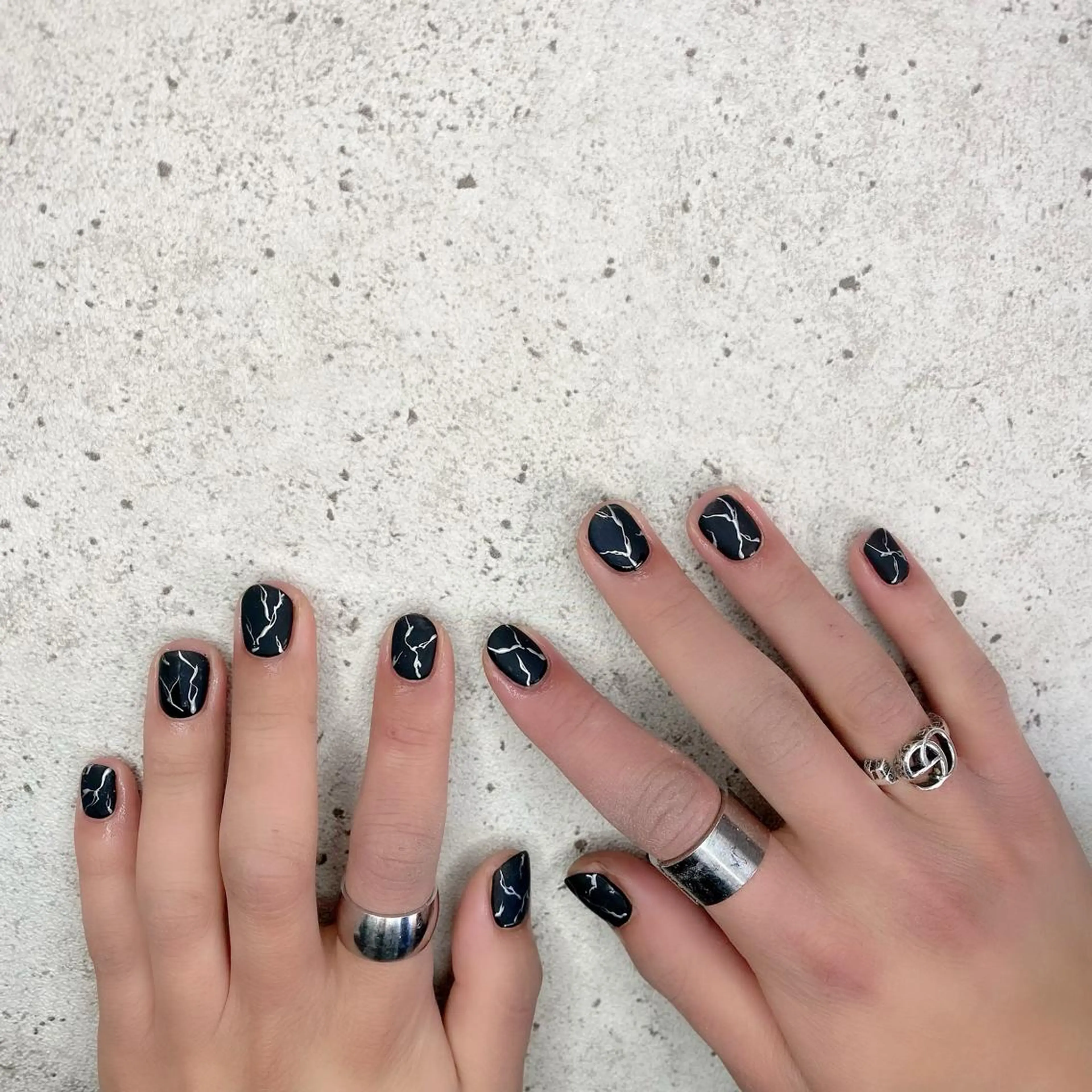 ショート カラー パーマ ヘアアレンジ メンズ キッズ ネイル マツエク・マツパ アイブロウ メンズアイブロウ 入学式 卒業式のヘアスタイル アートネイル 入学式 ハンドネイル Salon Ｋのネイルデザイン