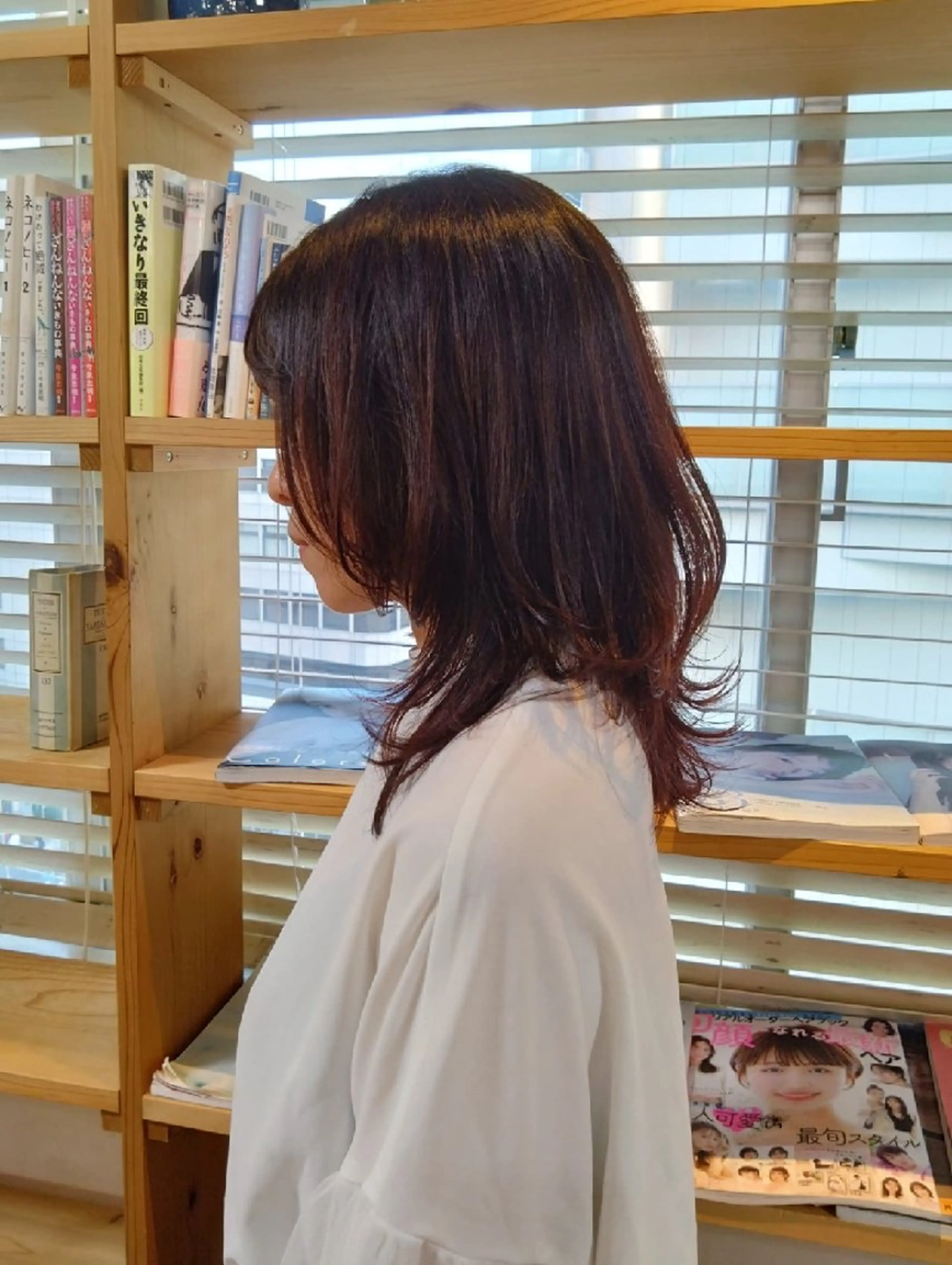 ミディアム カット ヘアカラー トリートメント little×PORTO 元町所属・Topstylist ゆきこのヘアスタイル