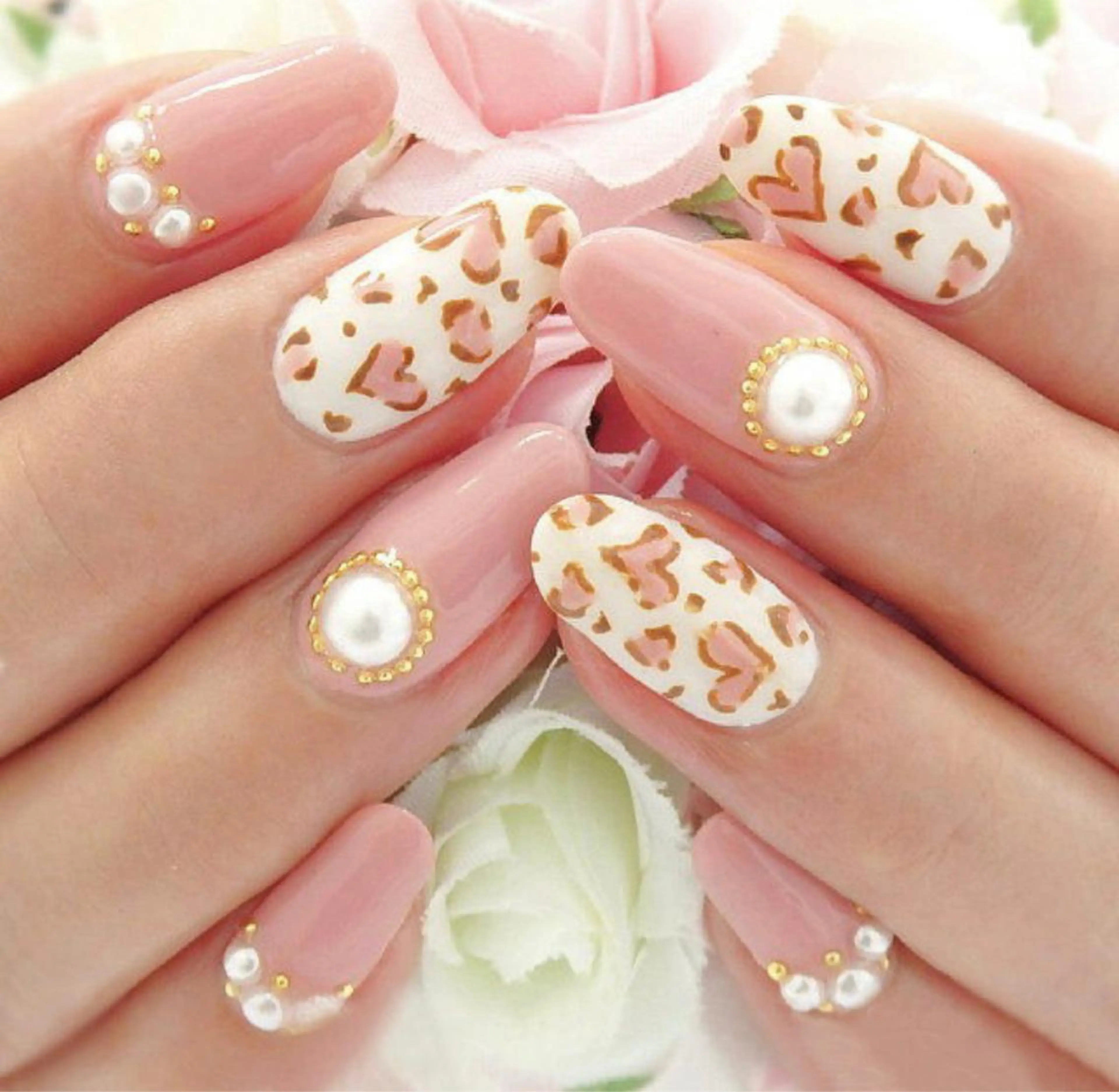 ネイル ハンドネイル ハンドケア ✨Serenity Nail salonのネイルデザイン