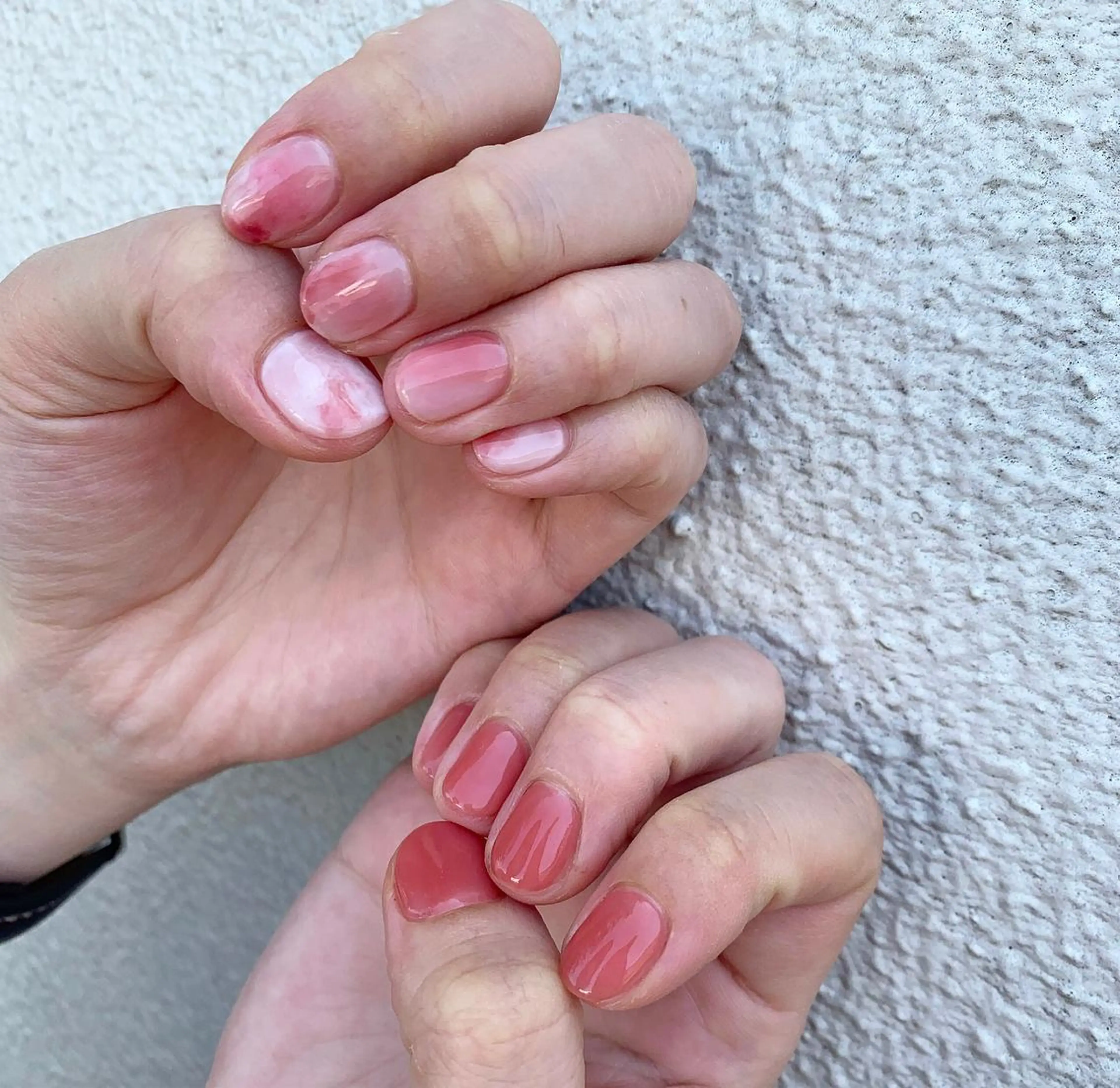 ネイル ホワイト ハンドネイル 佐藤 穂乃香のネイルデザイン