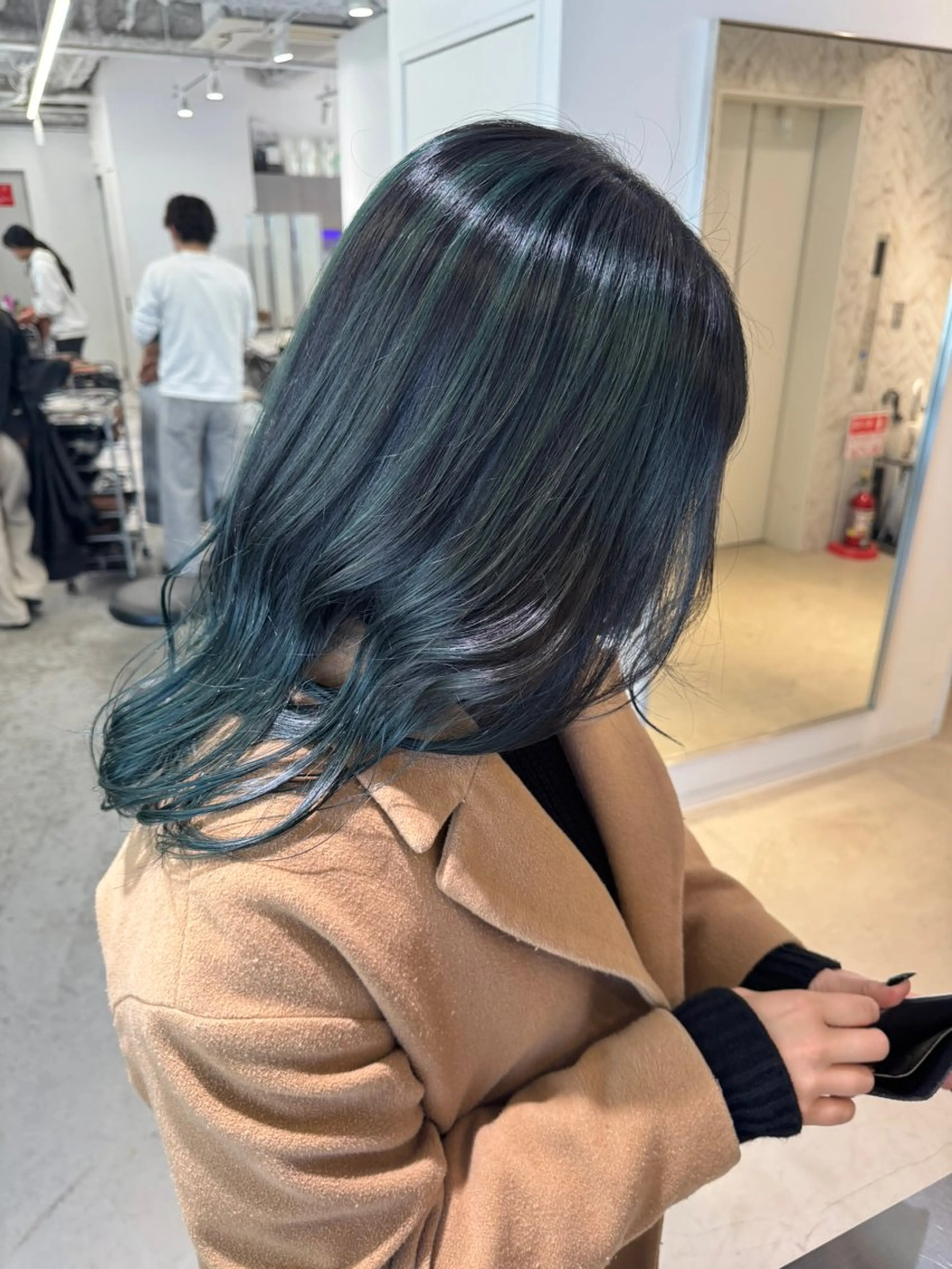 セミロング カラー カット ヘアカラー 店長　MANAMI ／ブリーチ／骨格ボブのヘアスタイル