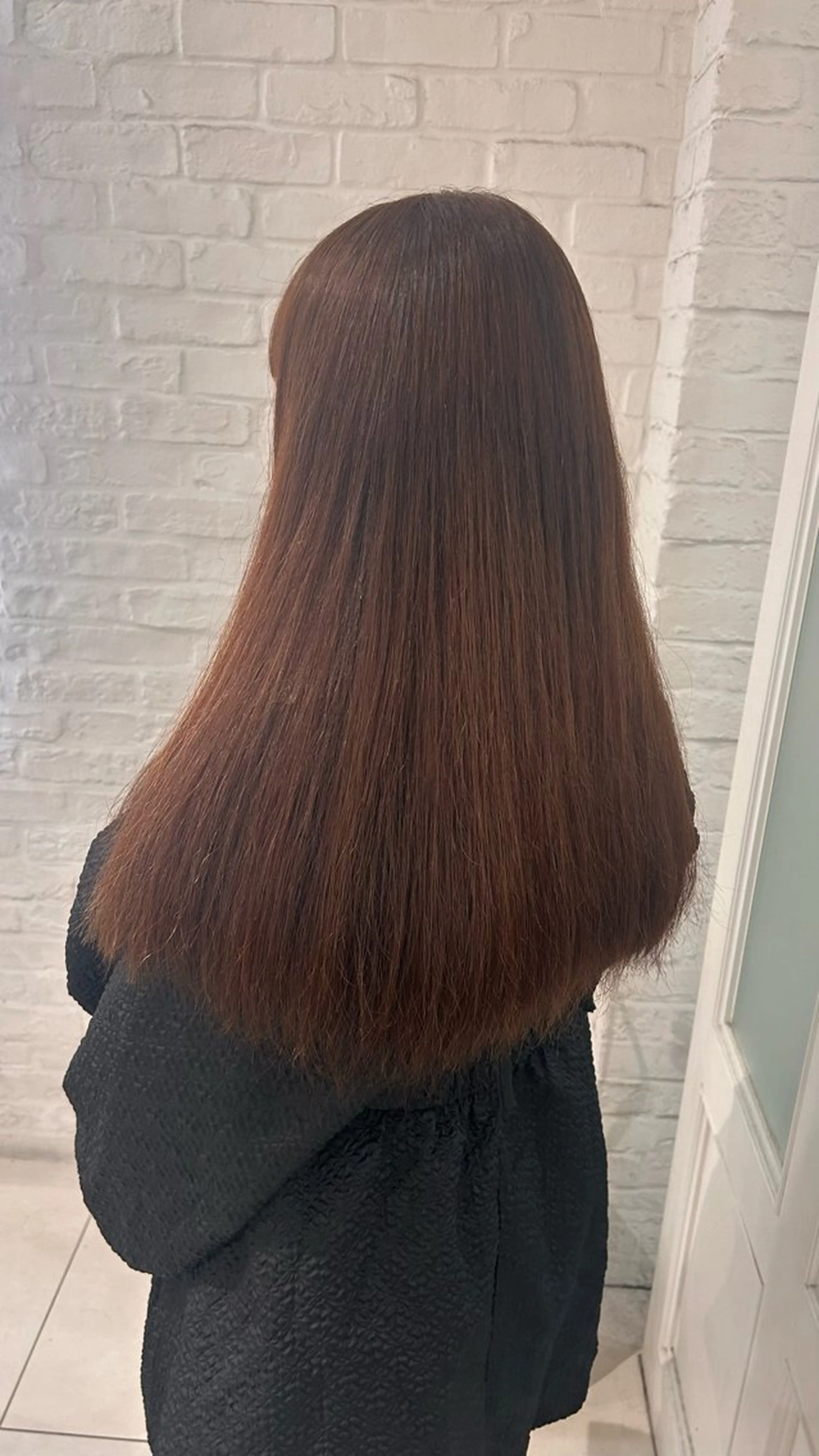 ロング 黒木 彩未のヘアスタイル