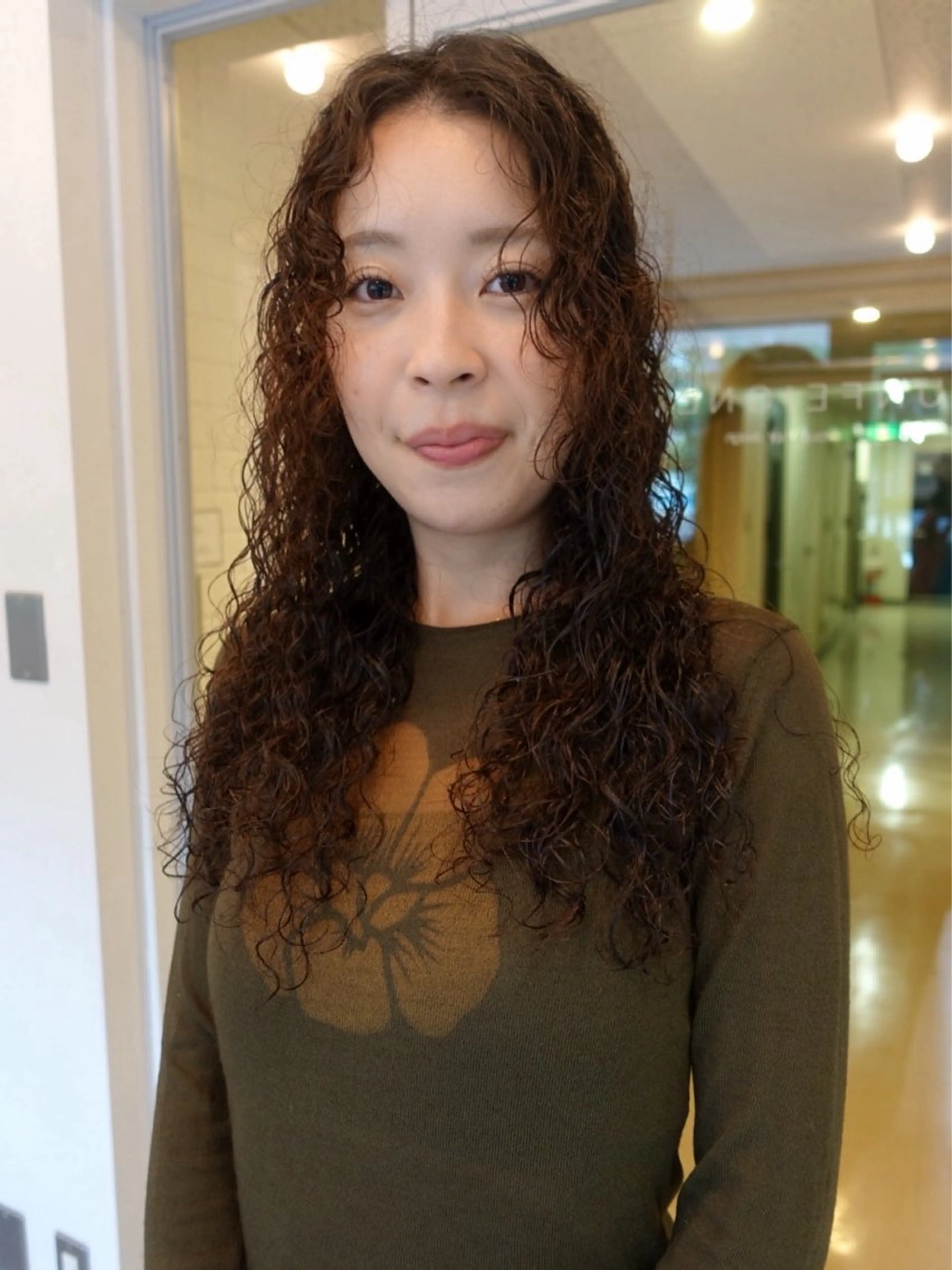 パーマ パーマ Miku / パーマモデル伏見 栄のヘアスタイル