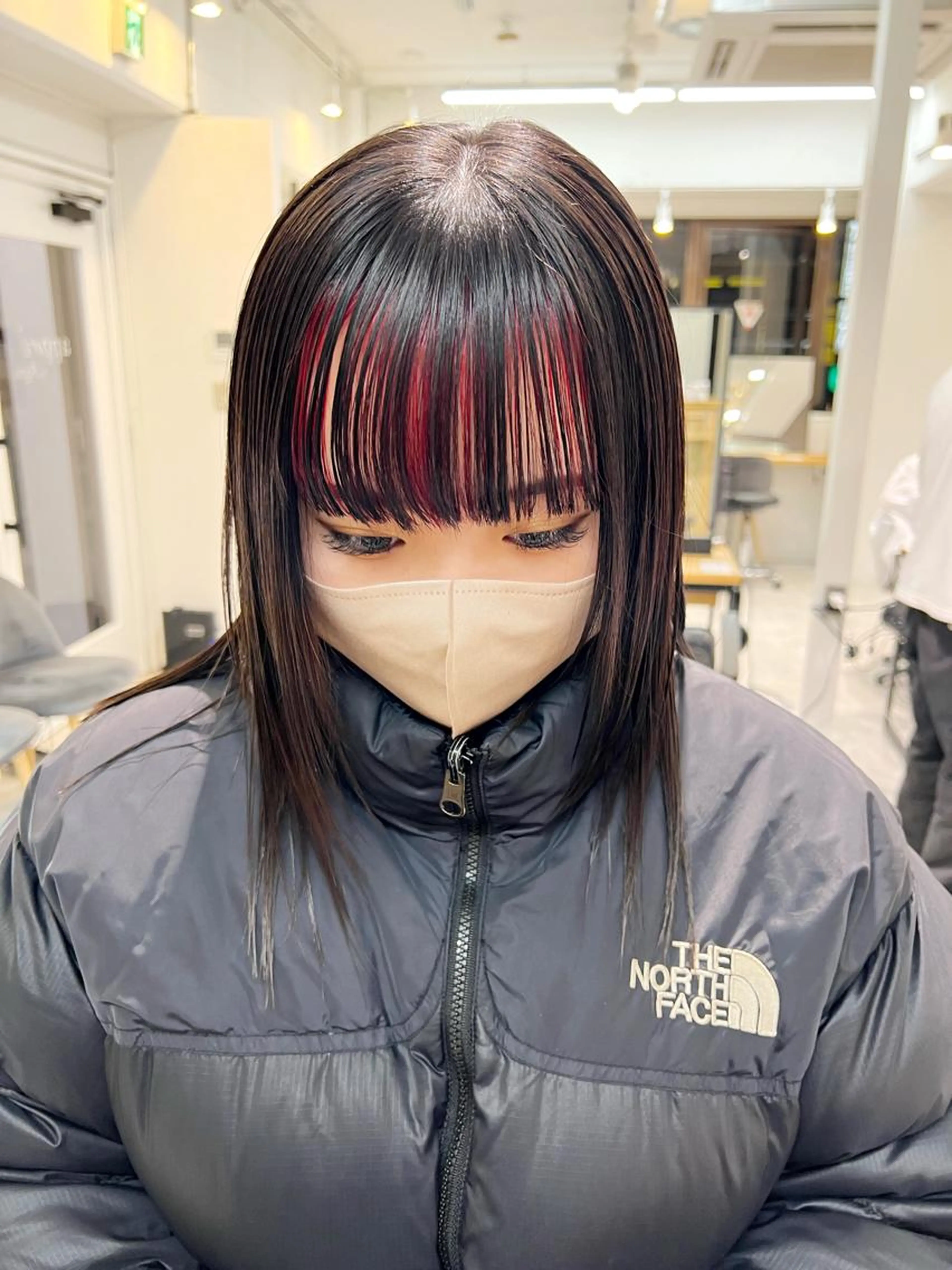 部分ブリーチ+カラー+トリートメントの写真