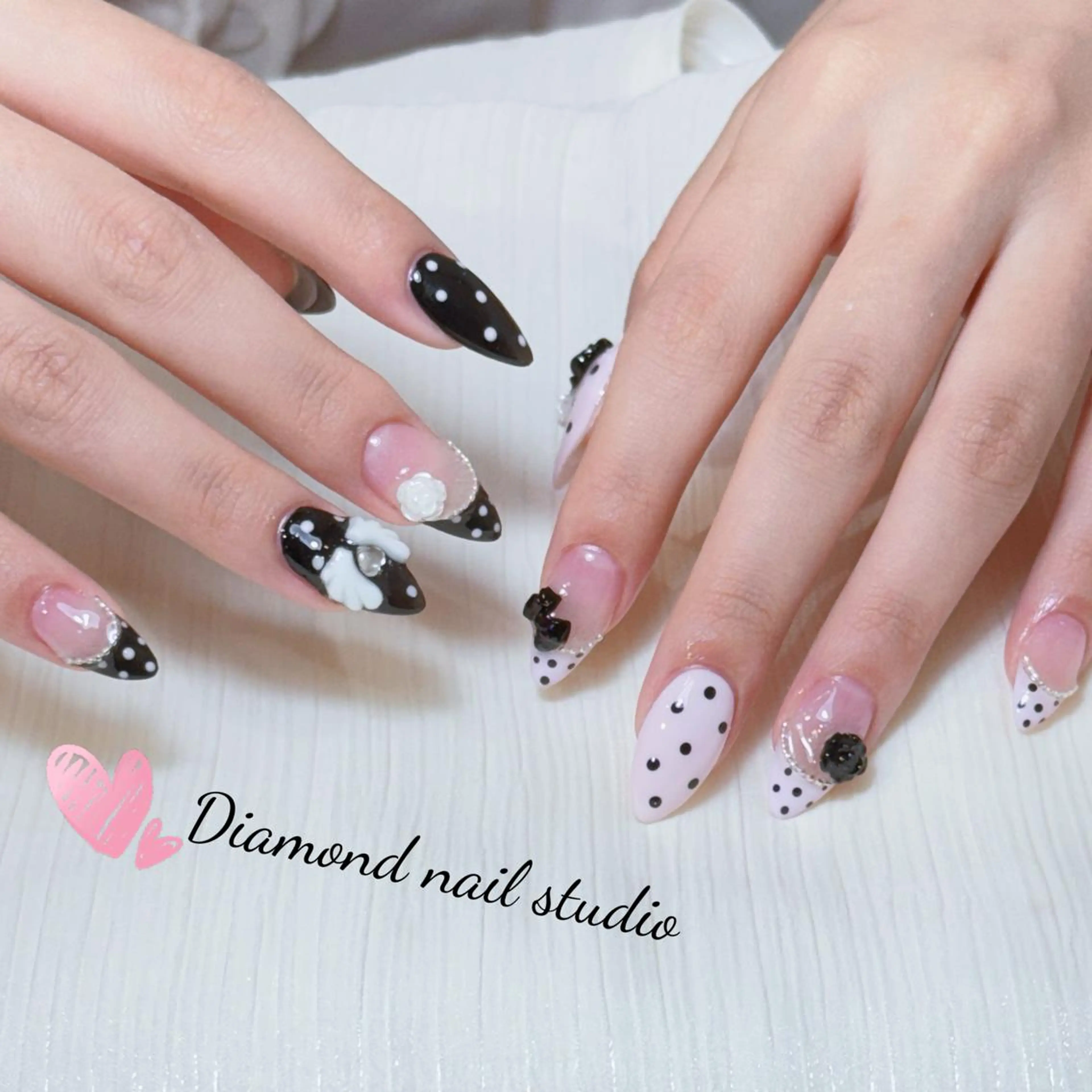 ネイル アートネイル オーロラネイル ガーリー キラキラネイル 韓国ネイル ハンドネイル DIAMOND Nail🍒のネイルデザイン