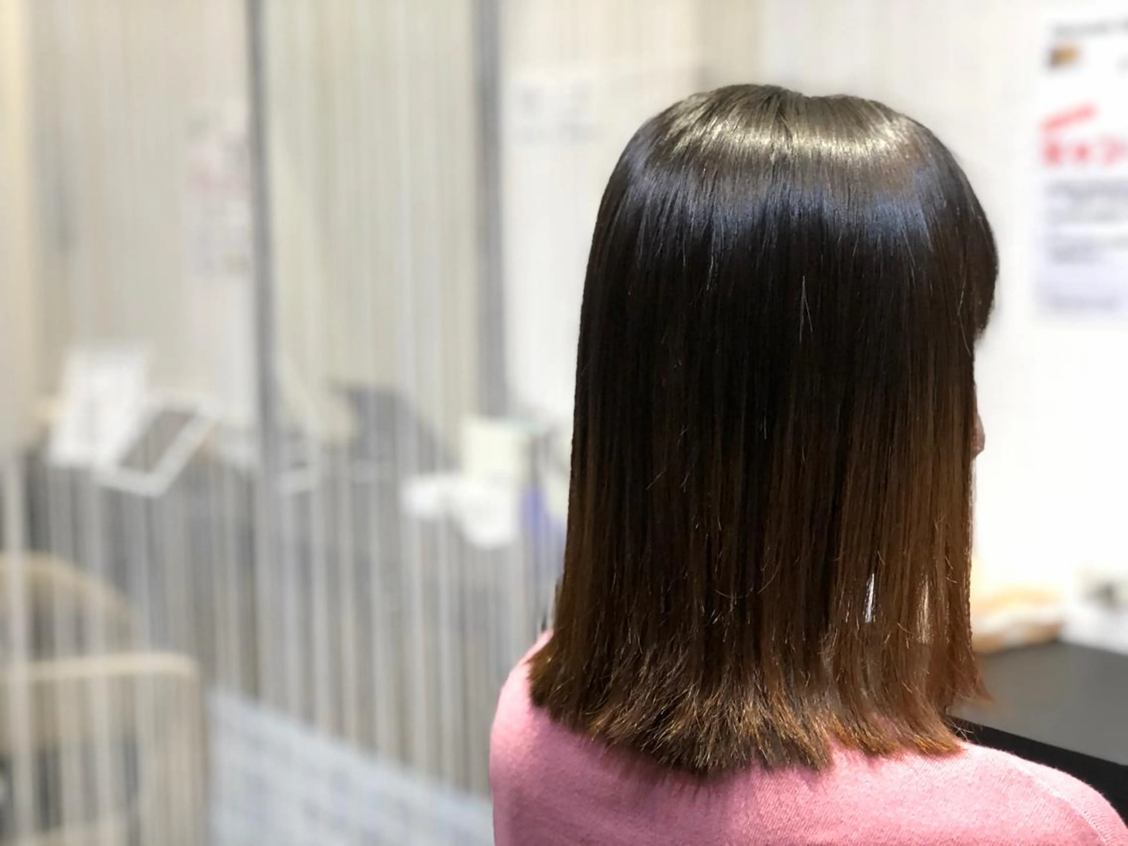 ミディアム パーマ カット 縮毛矯正 若泉 真梨のヘアスタイル