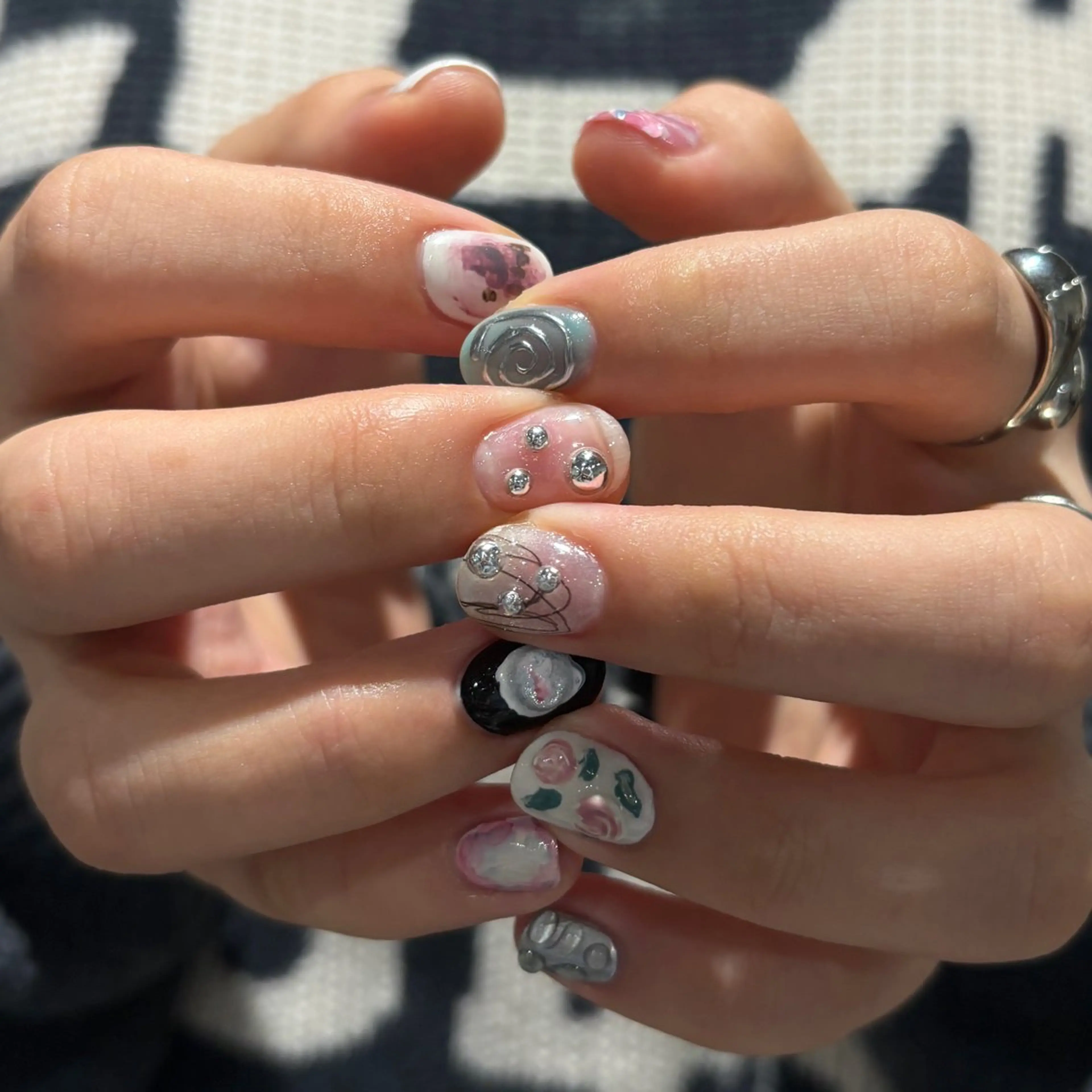 ネイル ハンドネイル hinako /個性派ニュアンスのネイルデザイン