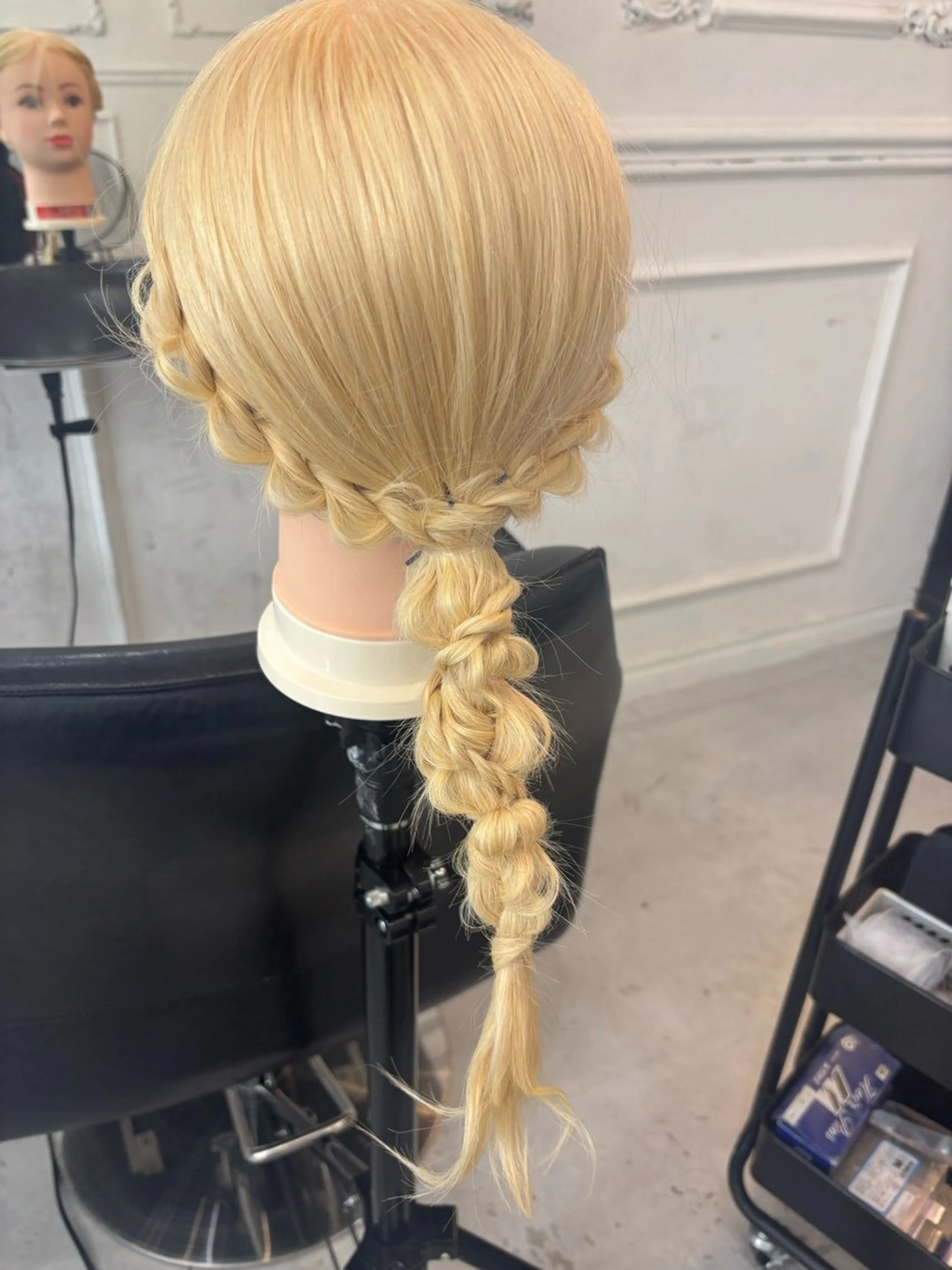 ロング ヘアセット MaisonHALU さくらのヘアスタイル