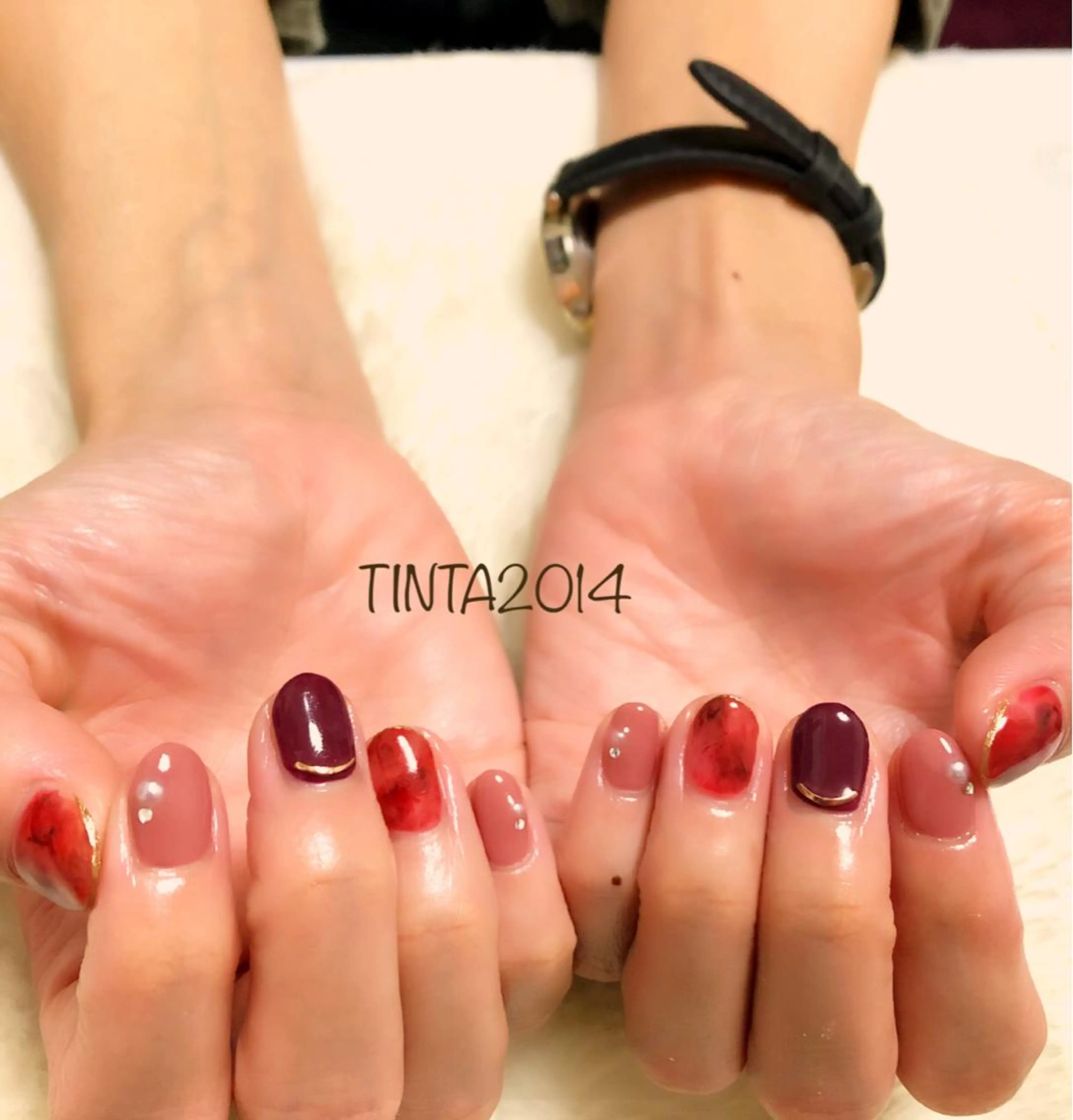 ネイル べっ甲ネイル 赤色 ネイルサロン ティンタ所属・馬場 典子のネイルデザイン