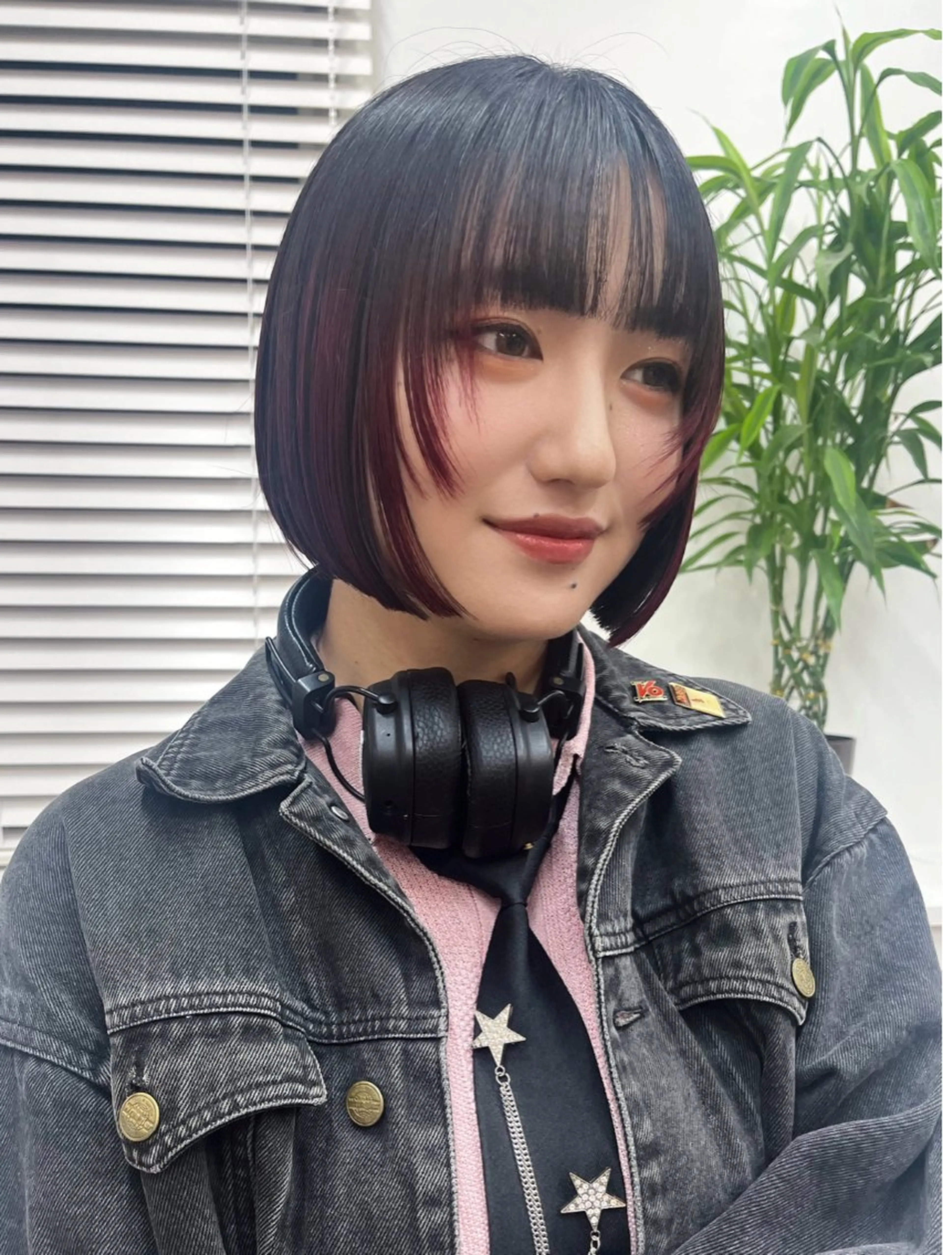 ショート marino/ カラー/顔周りカットのヘアスタイル