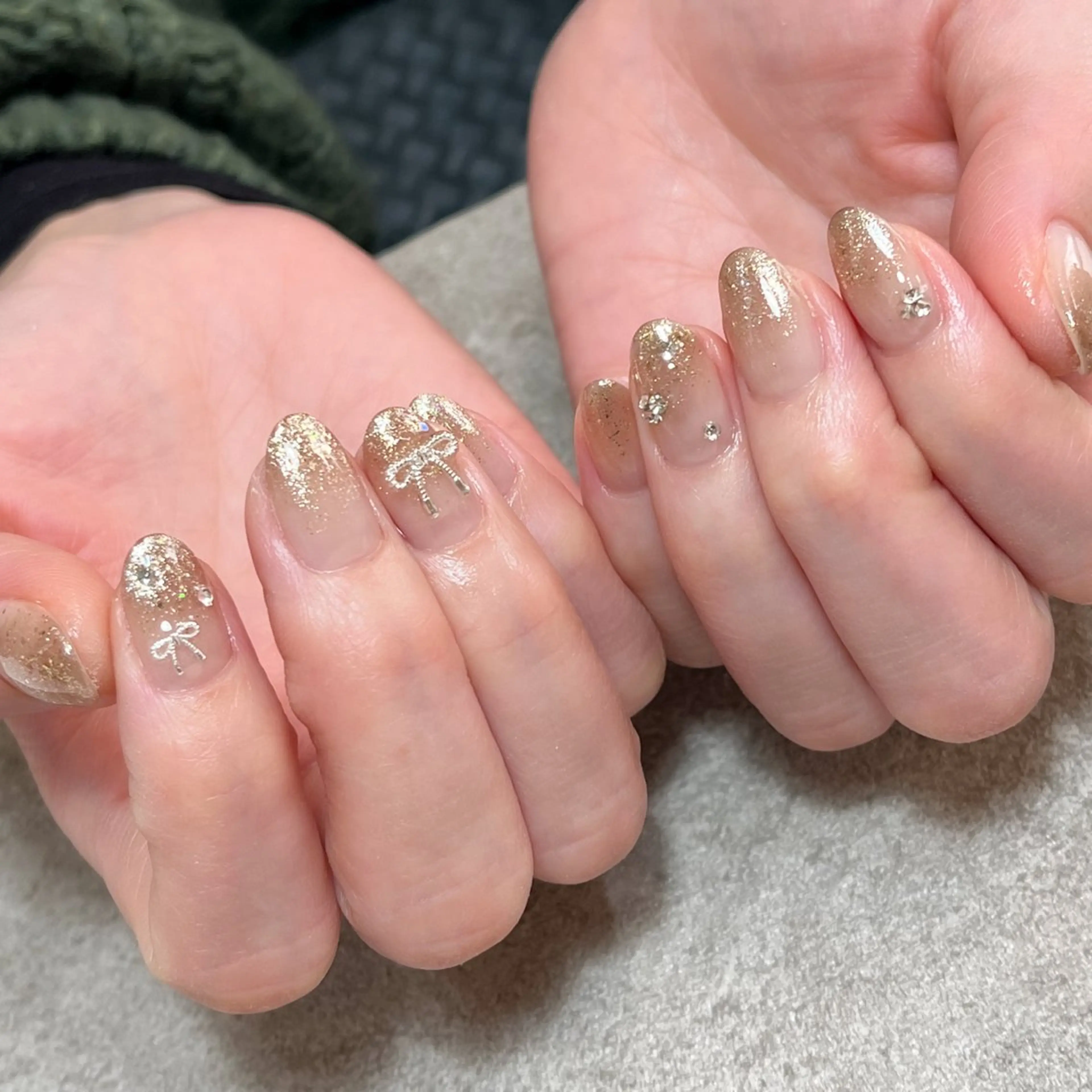 ネイル ラメ(グリッター) ハンドネイル 黒沢 直子のネイルデザイン