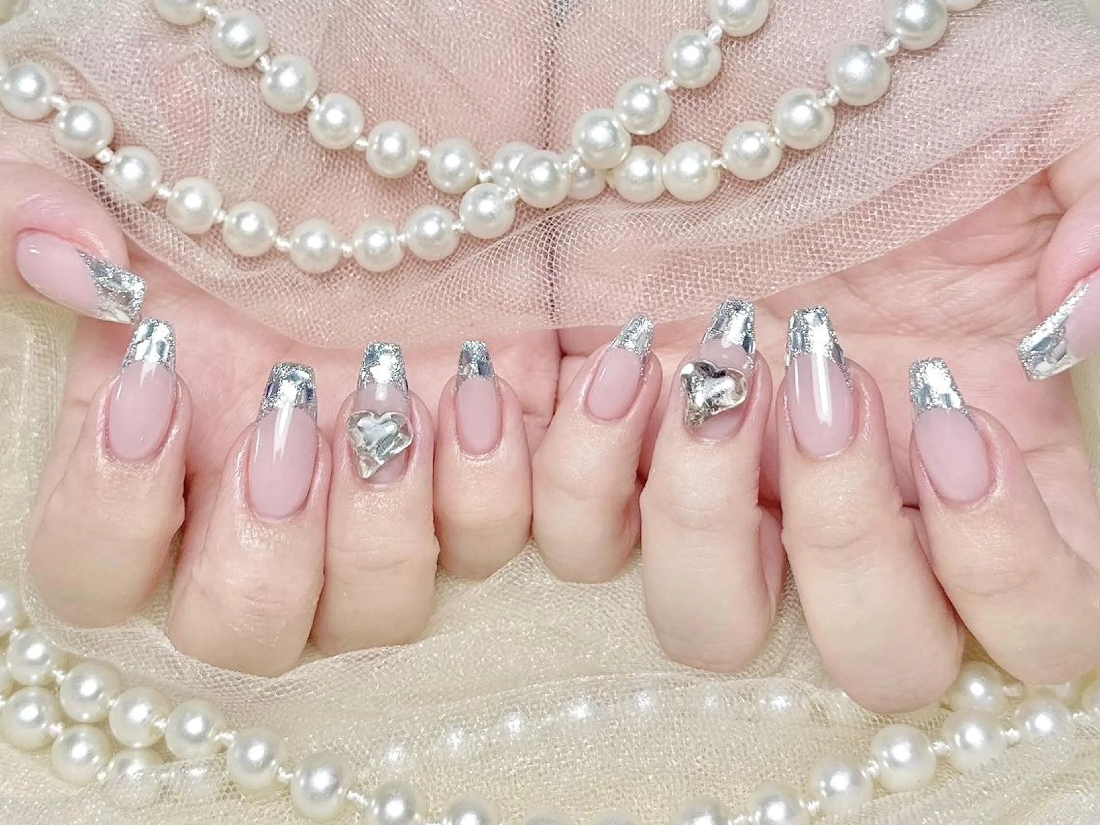 ネイル Hanya 🌈のネイルデザイン