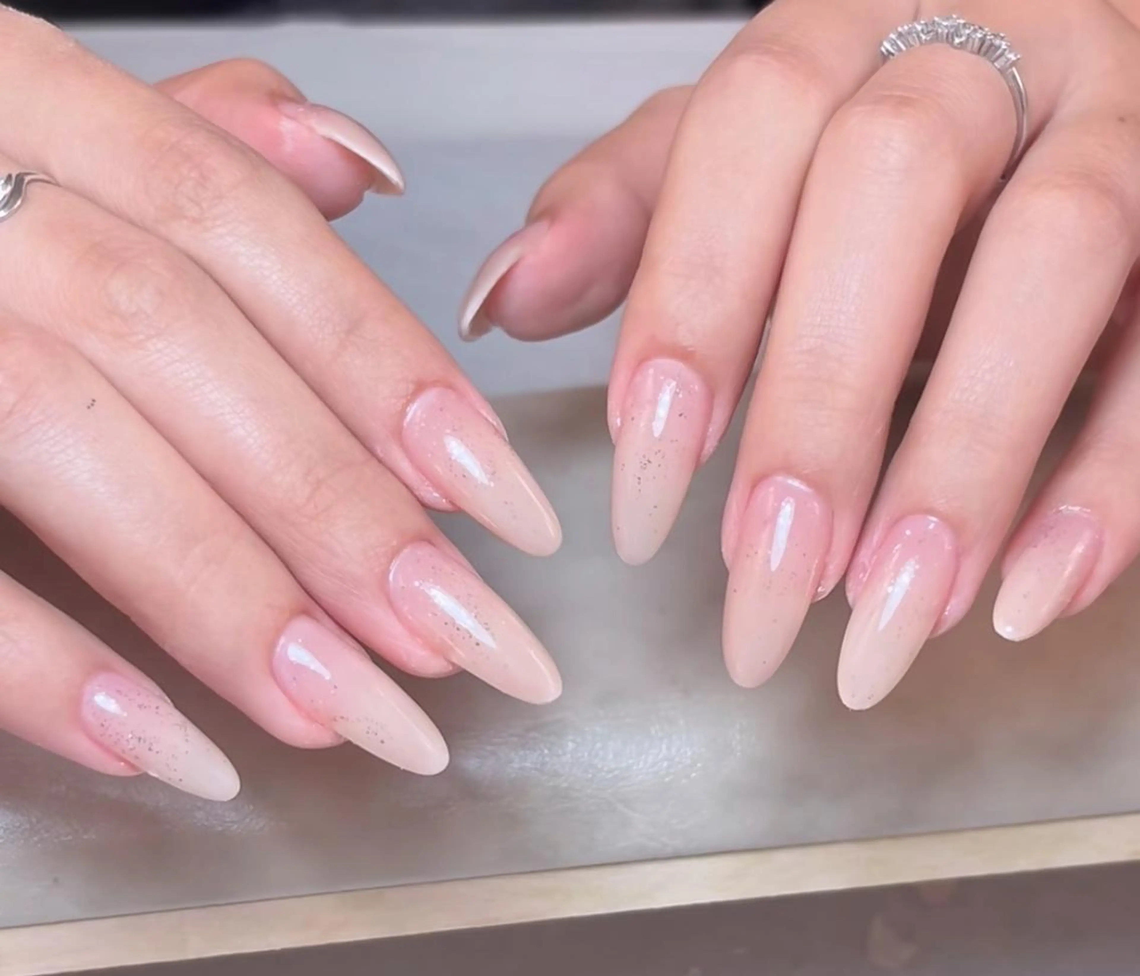 ネイル ハンドネイル 🎀 Ayaka_nailのネイルデザイン