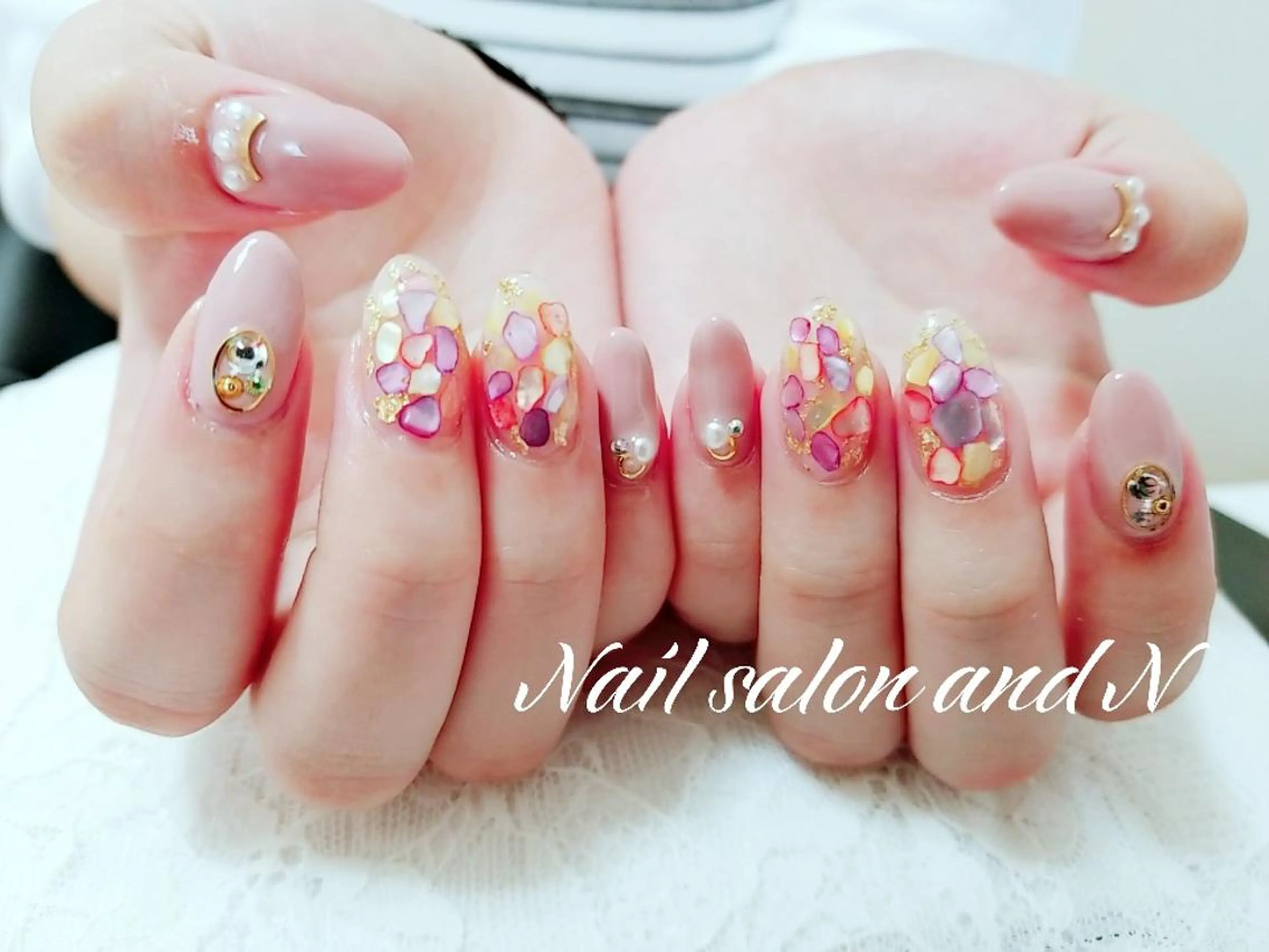 ネイル and Nのネイルデザイン