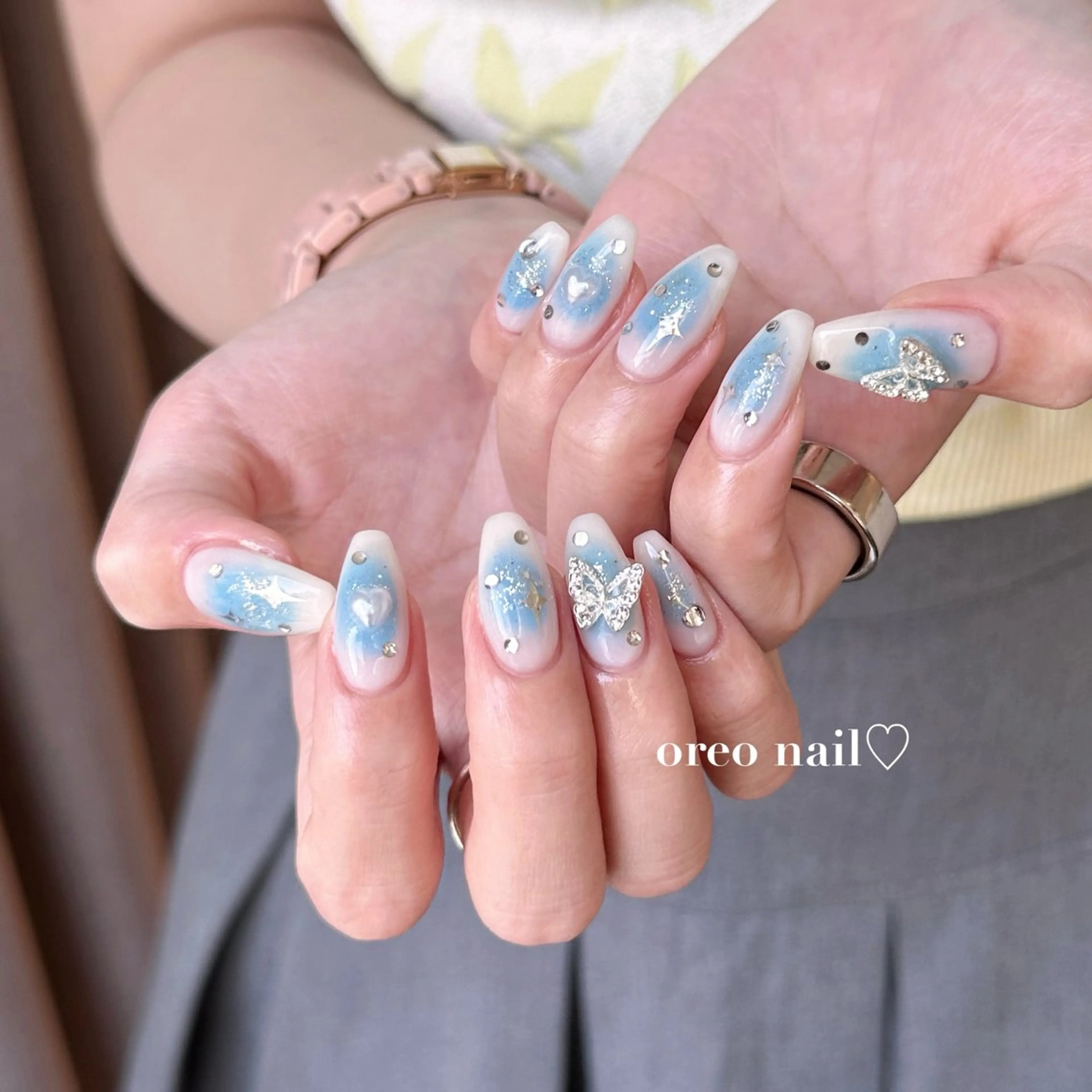 ネイル チークネイル フラッシュネイル ジェルネイル ハート キラキラネイル oreo salon miyu 池袋のネイルデザイン