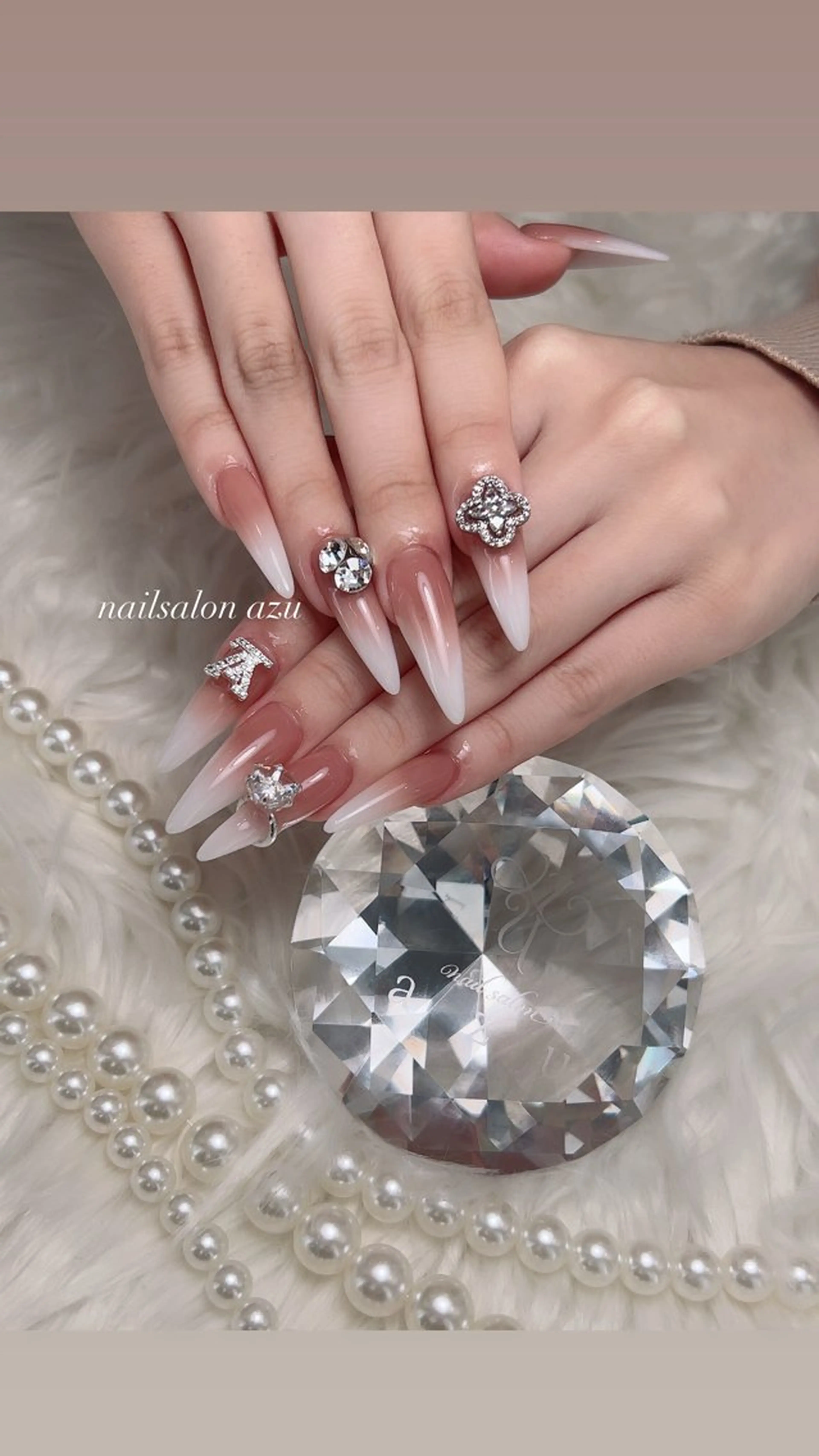ネイル nailsalon azu所属・nailsalon azu Hinaのネイルデザイン