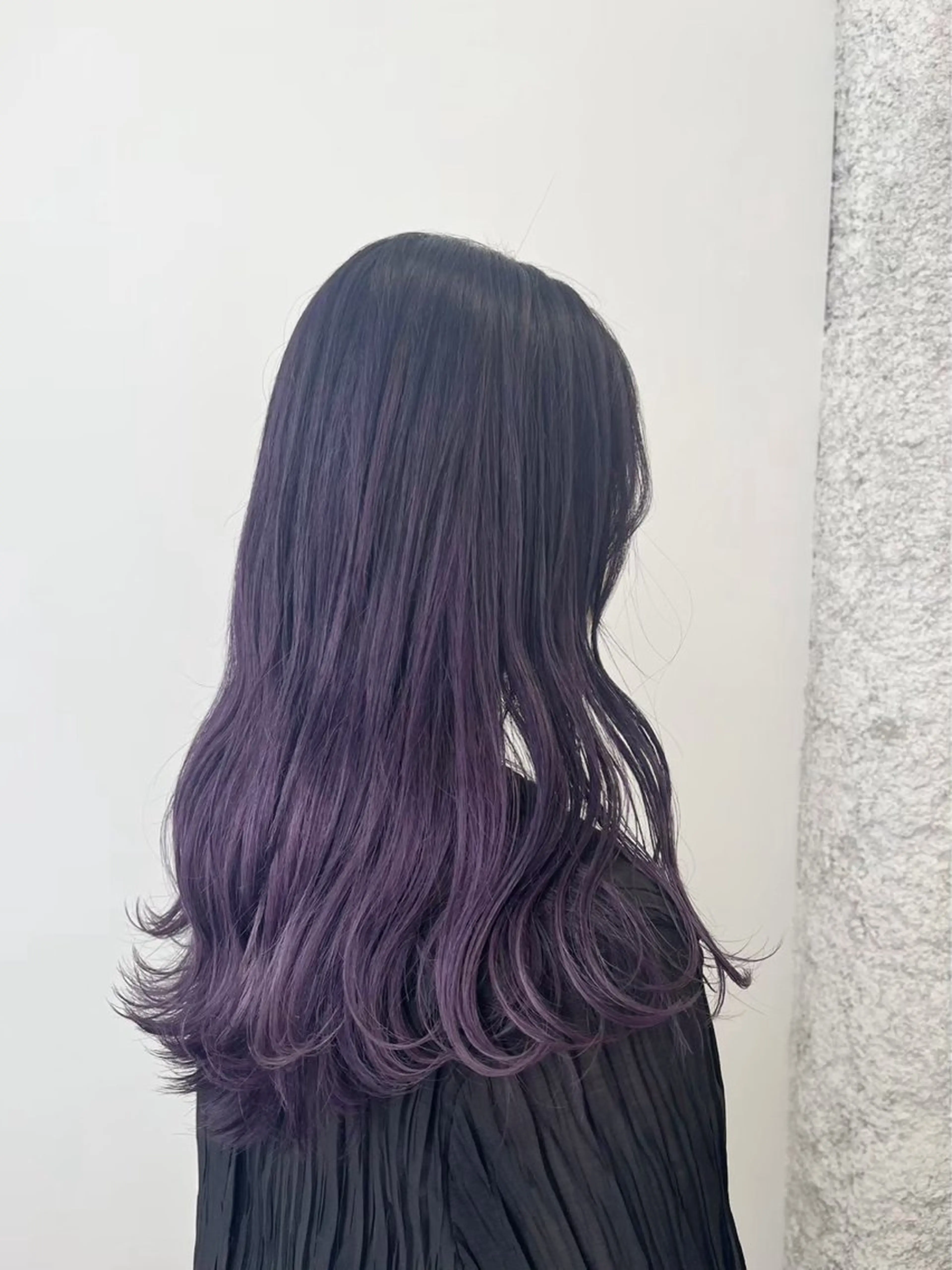 カラー 🌷花屋併設🌷 岡本明日実のヘアスタイル