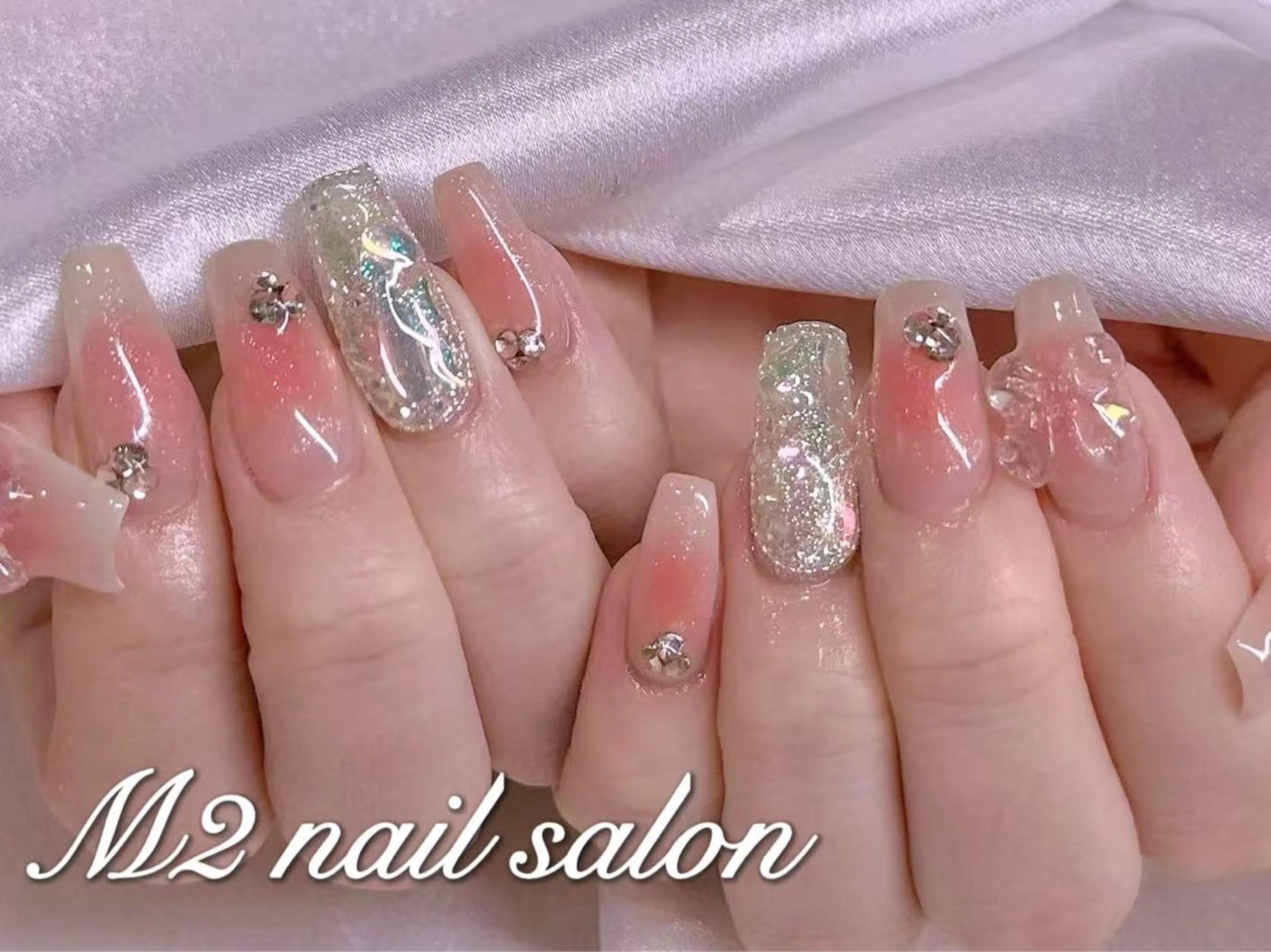 【長さだし10本】ワンホンデザインの写真