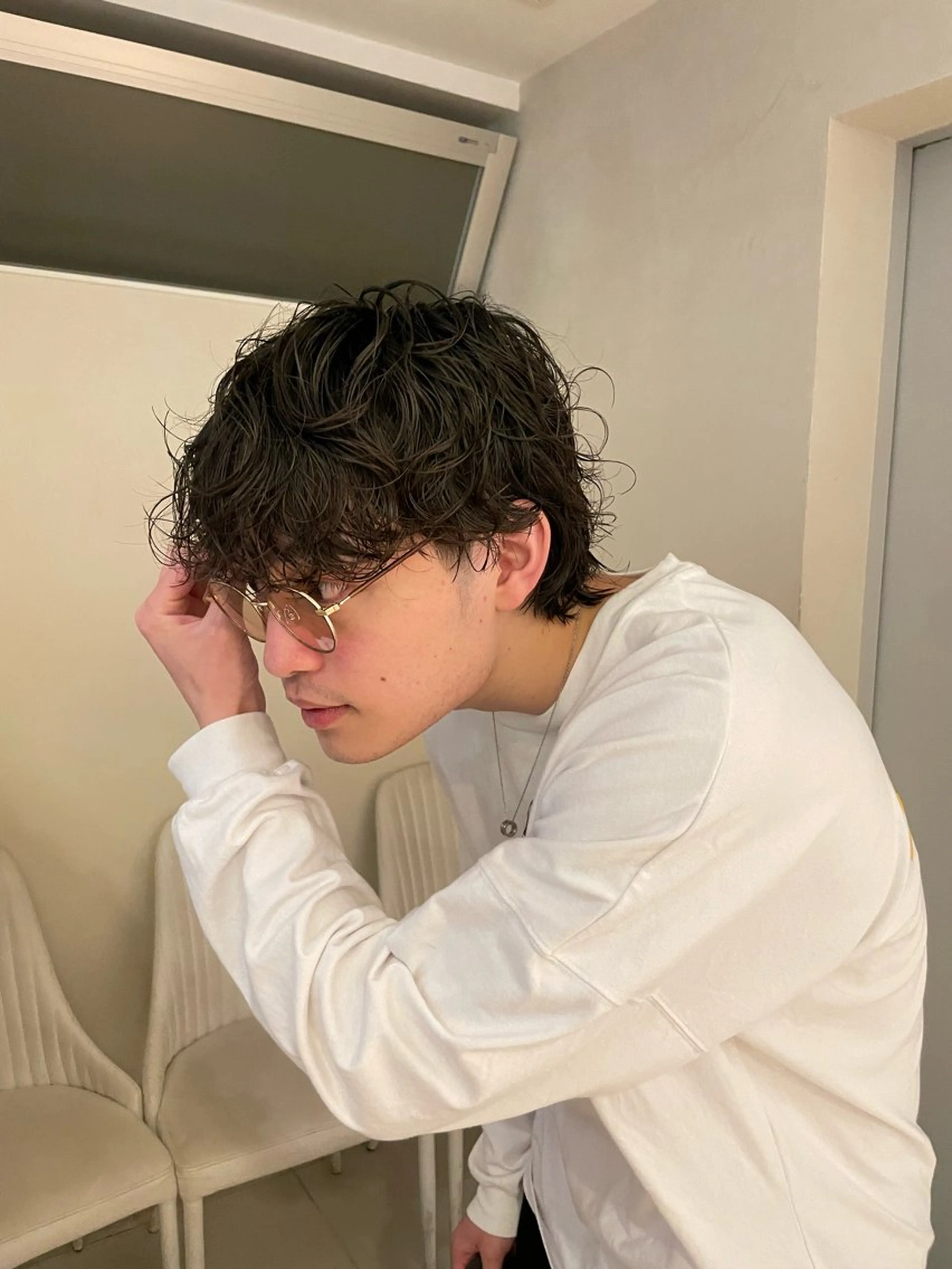 ミディアム メンズ ミディアムパーマ メンズパーマ メンズウルフカット ウルフカット パーマ SALOWIN 神宮前５丁目店所属・メンズ/特殊ヘア パーマ🕷️小夏貴也のヘアスタイル