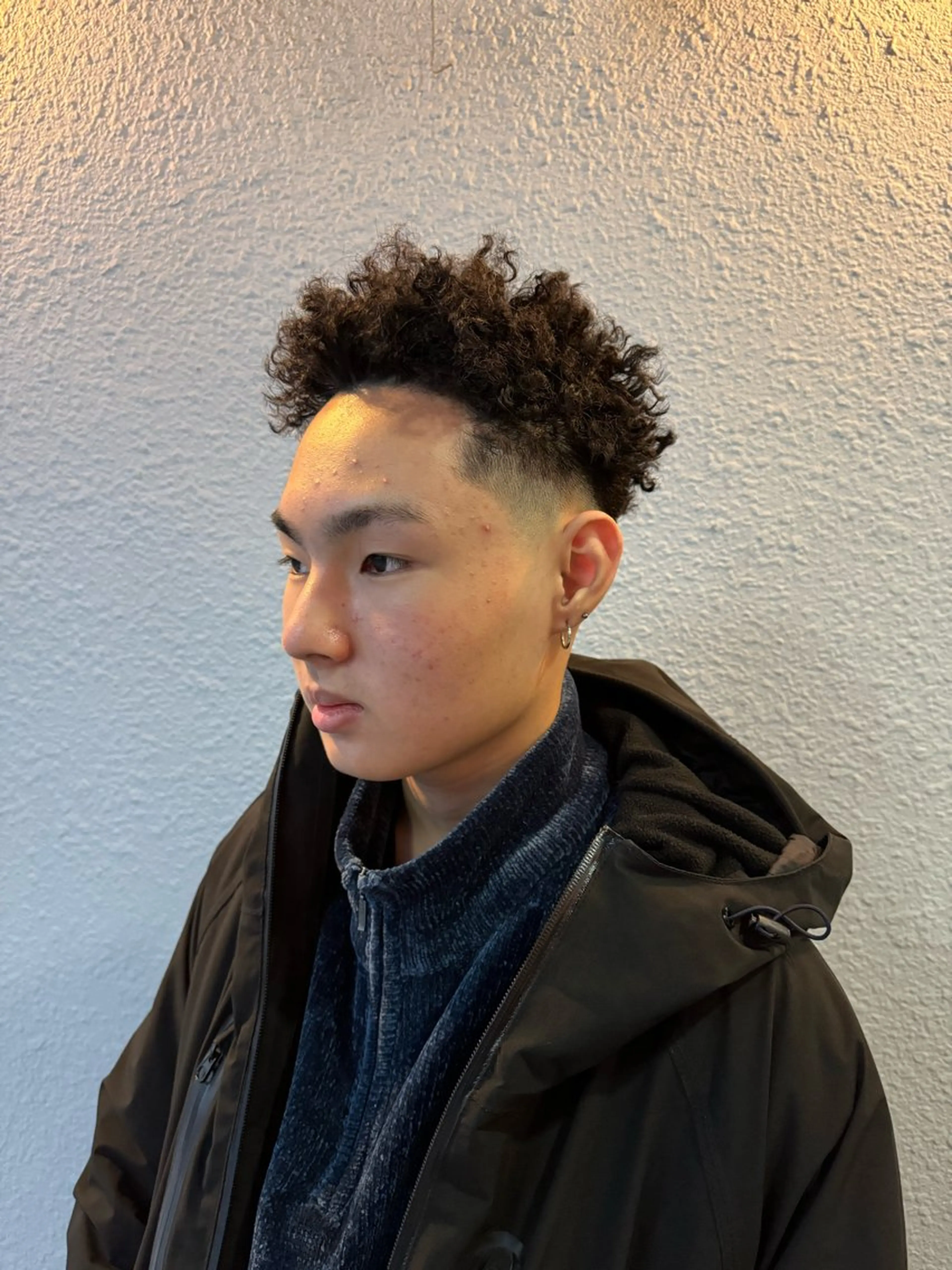 ショート パーマ メンズ メンズパーマ スキンフェード/パー マ/須田陸斗のヘアスタイル