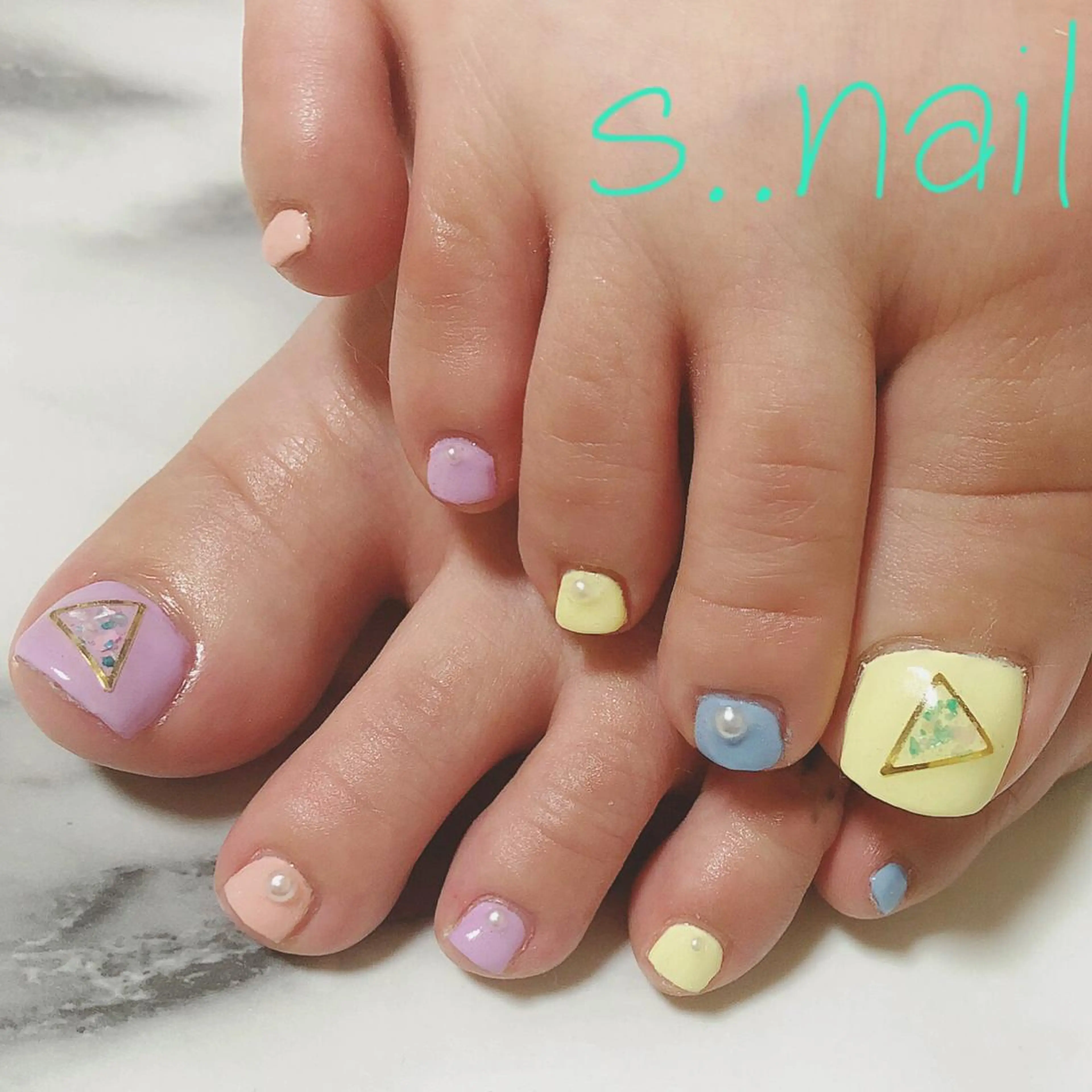 ネイル フットネイル ハンドネイル フットネイル s..nail / MORITAのネイルデザイン