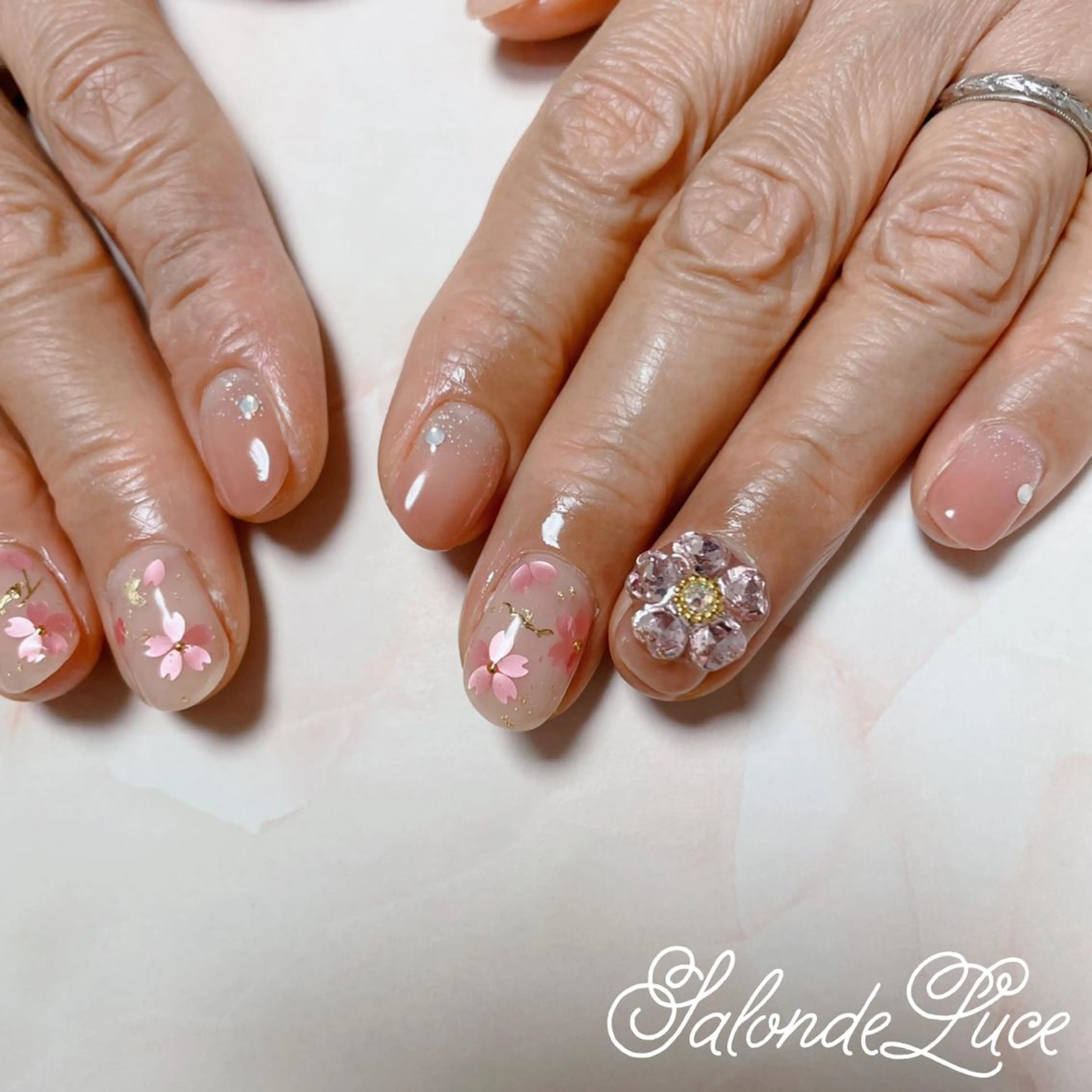 ネイル 桜ネイル Salon de Luceのネイルデザイン