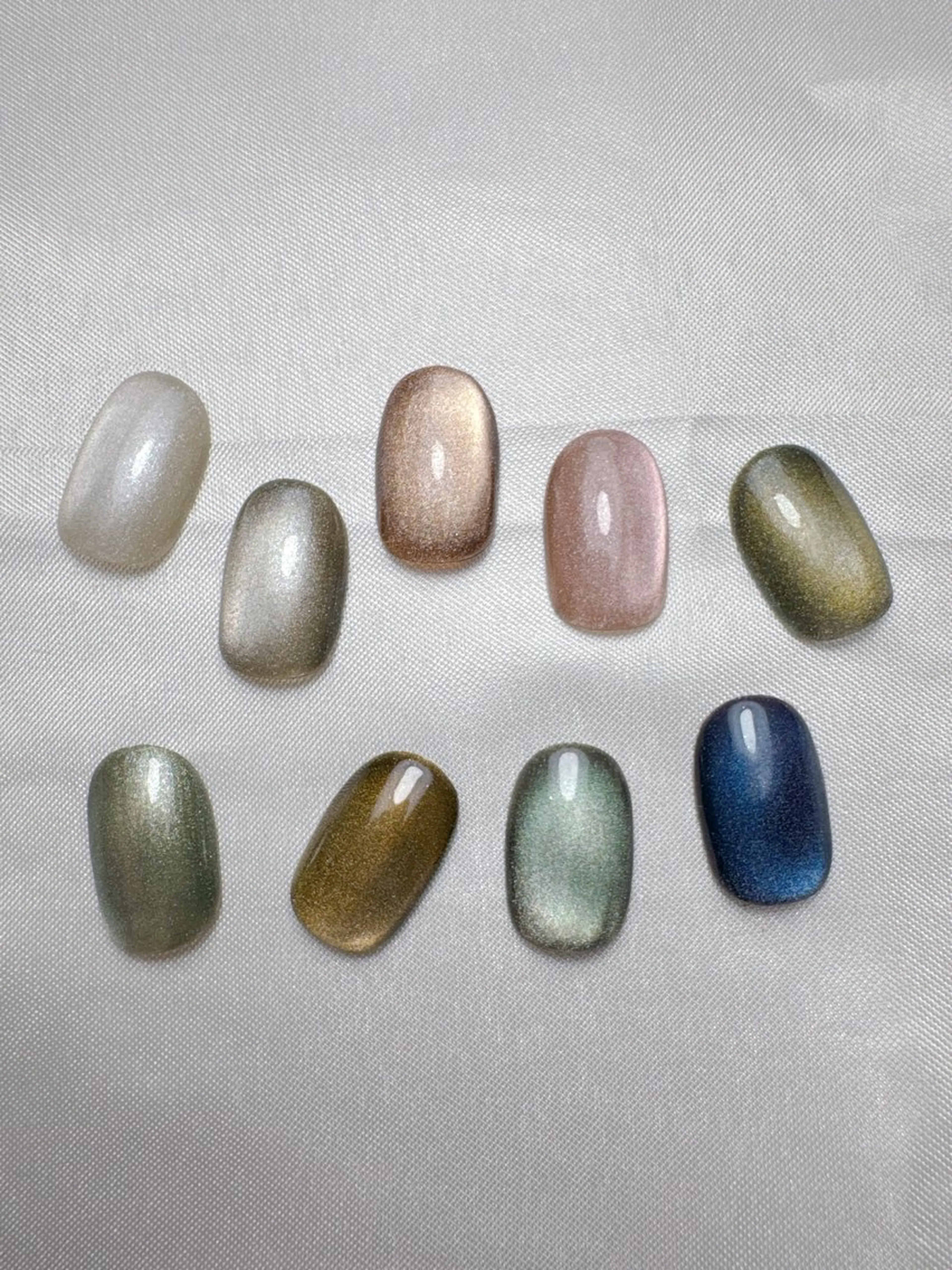 ネイル マグネットネイル 猫の子nail yuiのネイルデザイン