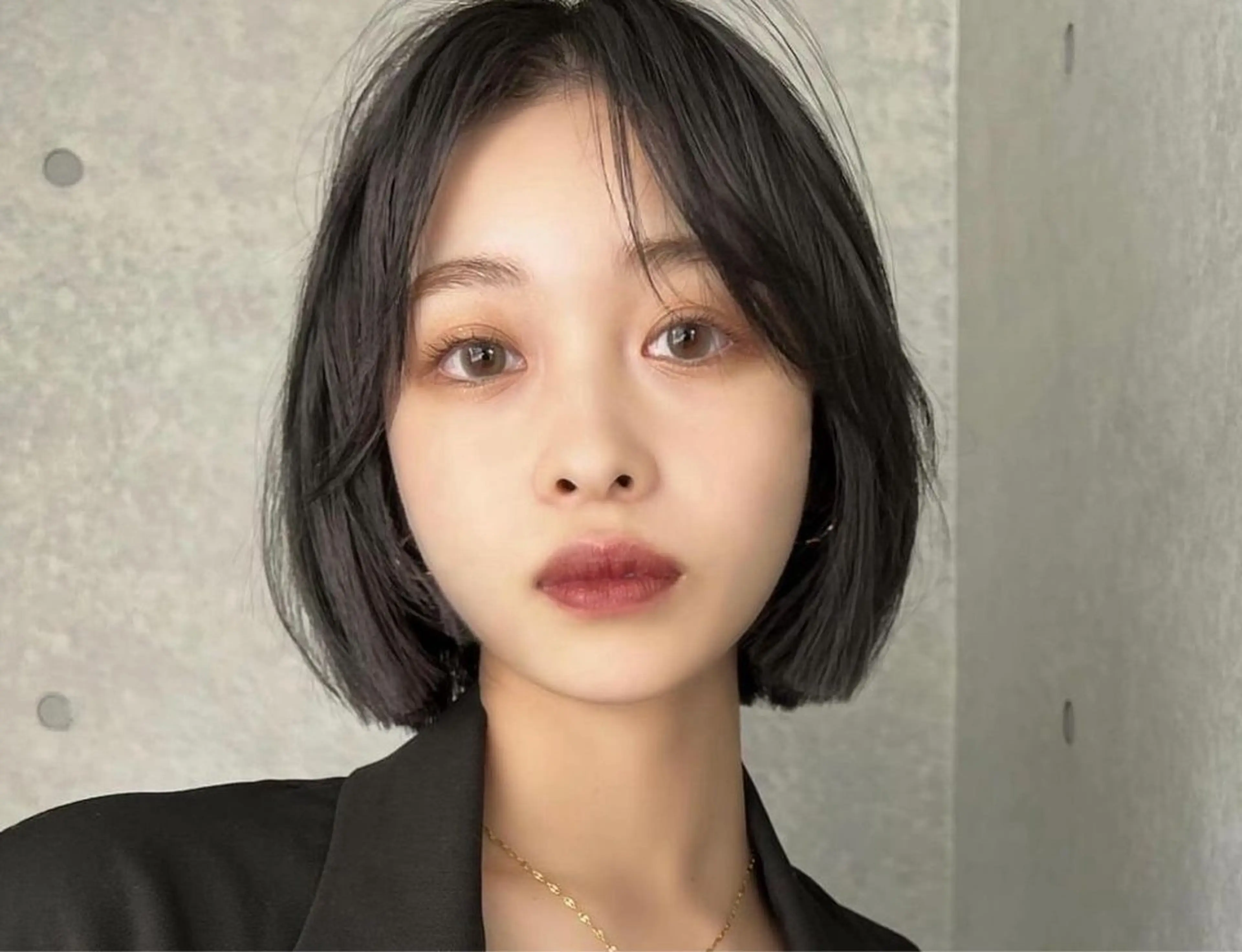 ショート カラー 山崎/ボブ縮毛矯正 レイヤー髪質改善のヘアスタイル