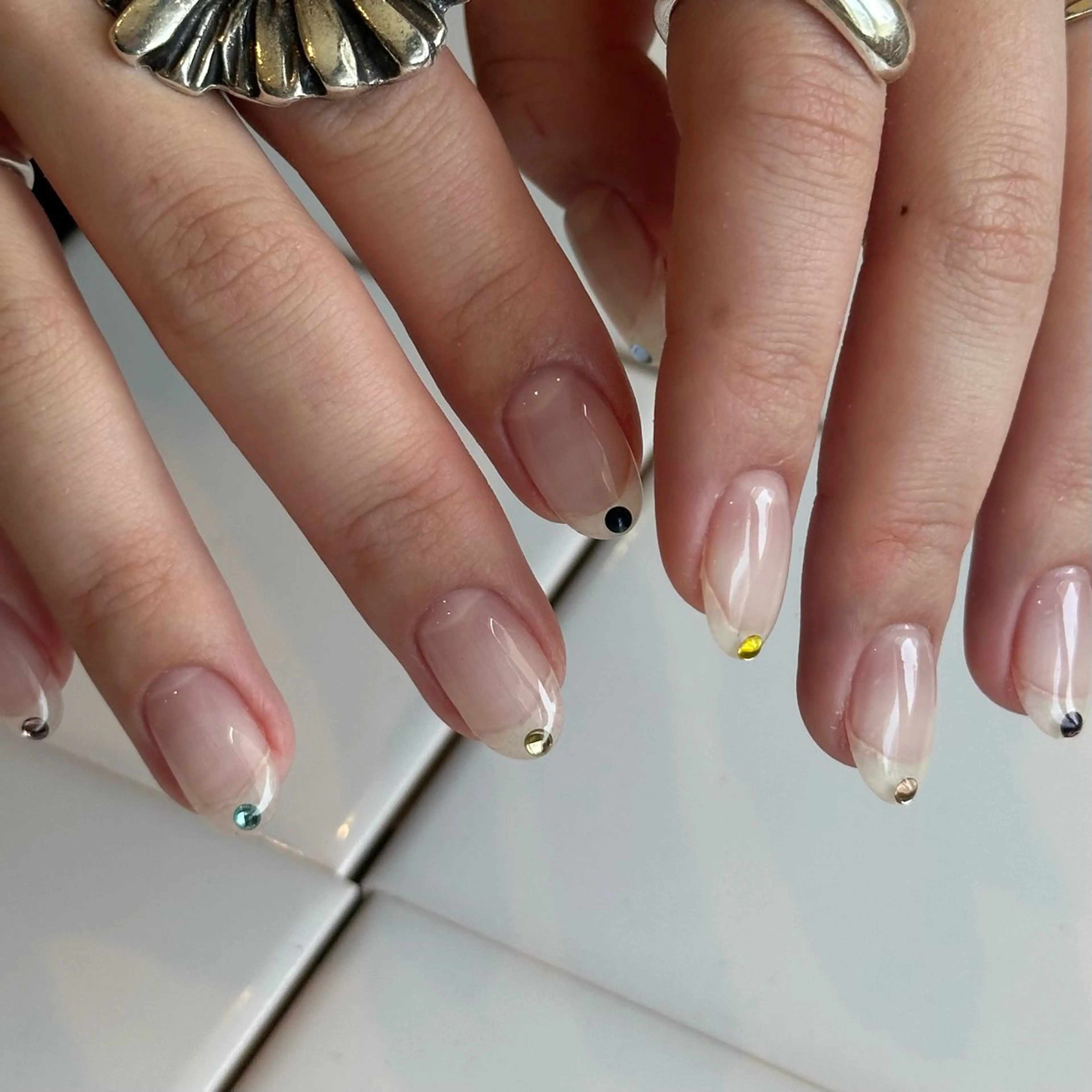 ネイル ニュアンスネイル ハンドネイル Natsuko 🐥のネイルデザイン