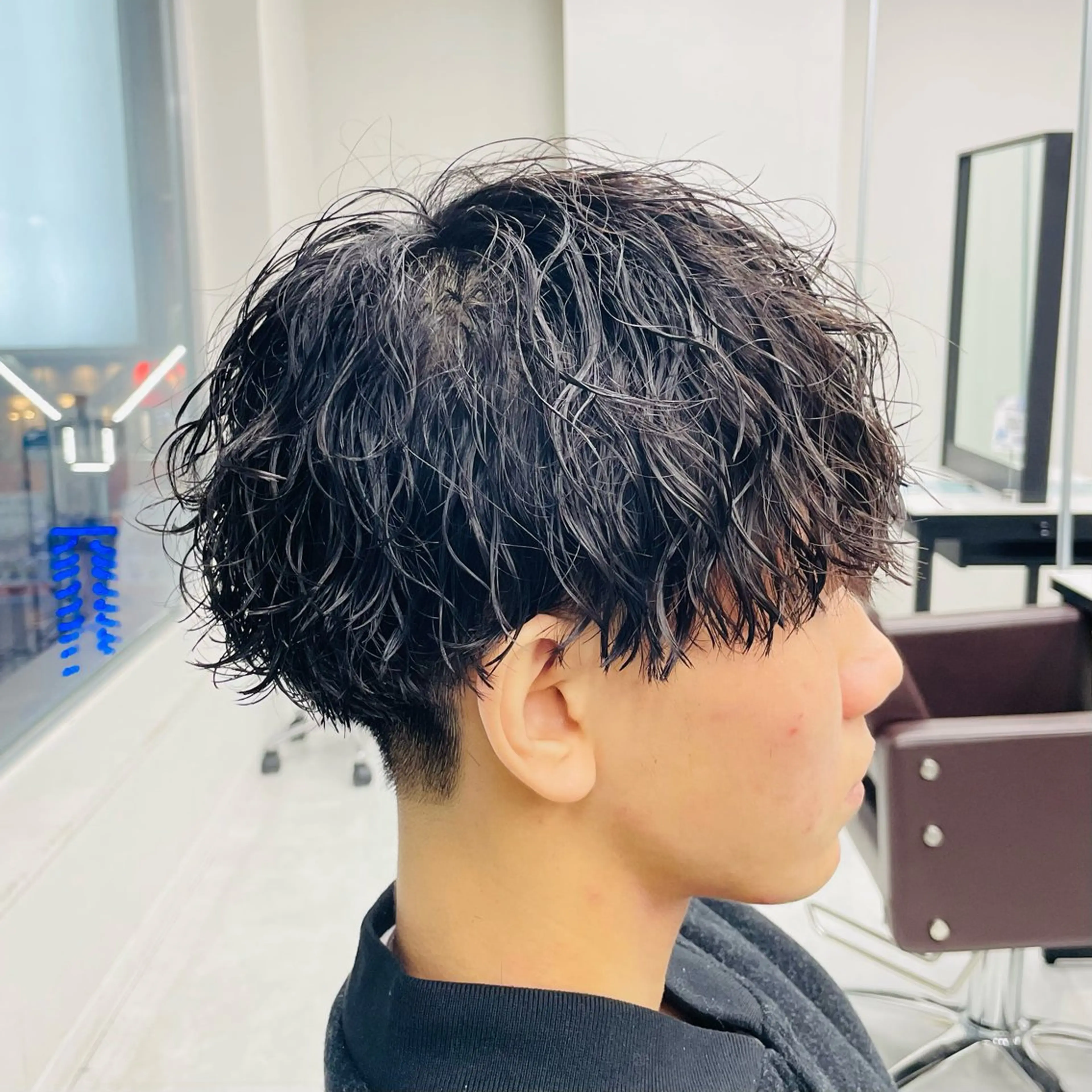 ミディアム パーマ メンズ メンズカット特化✂︎ SHINGO 本厚木のヘアスタイル