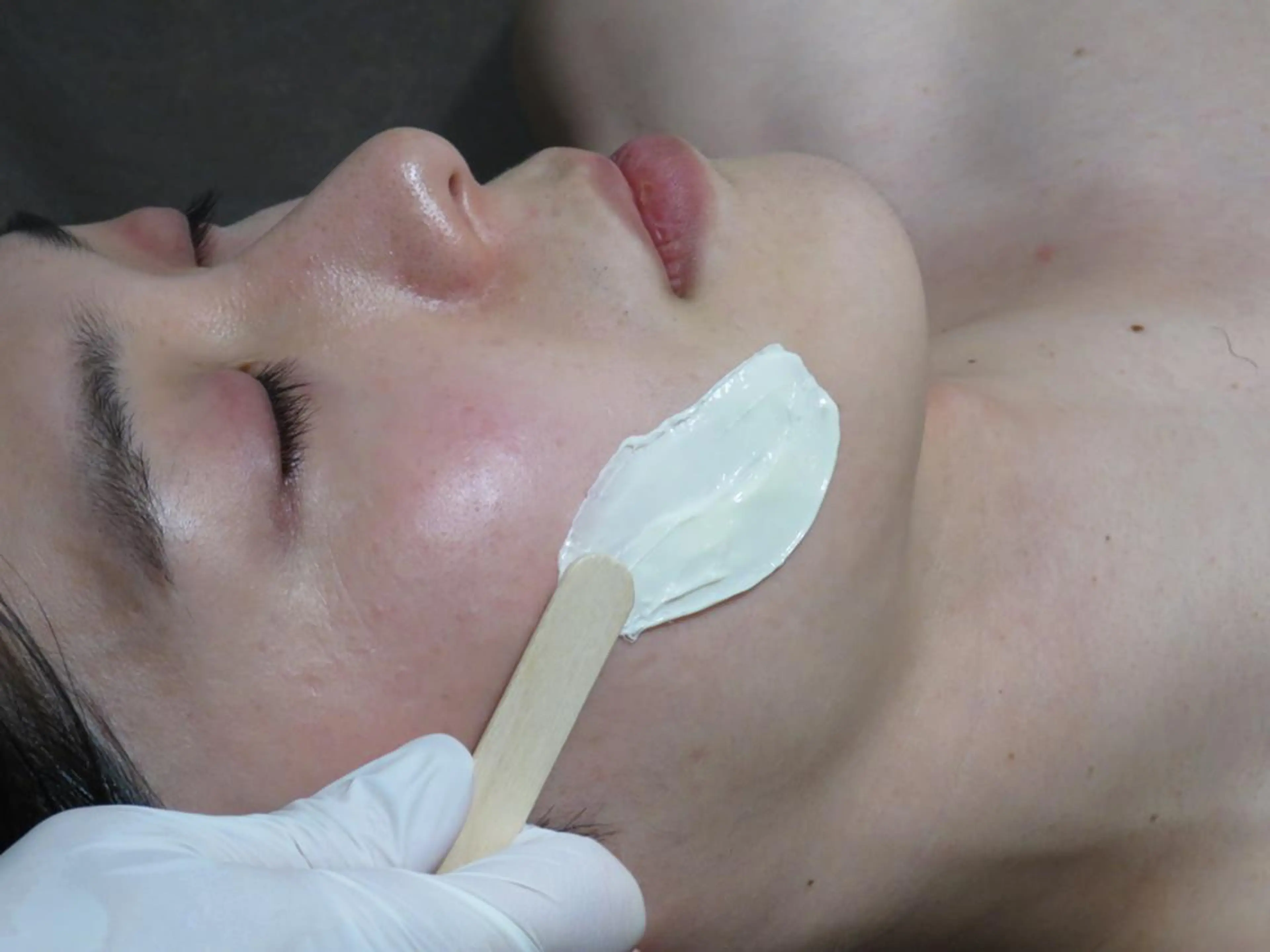 メンズ眉毛ITSUK Iメンズ専門　新宿の眉毛・アイブロウイメージ