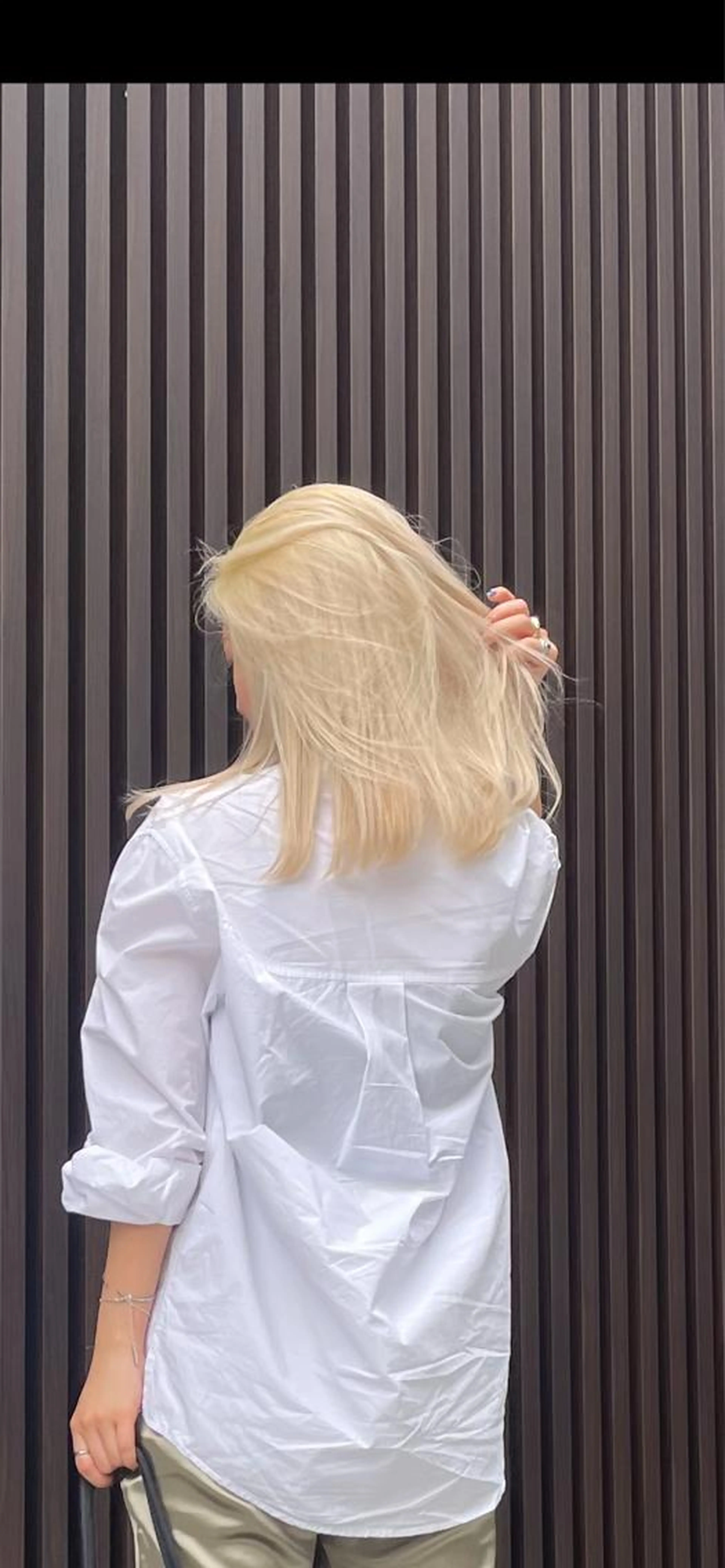 💐ケアブリーチ+上品ハイトーンカラー+トリートメント💐の写真