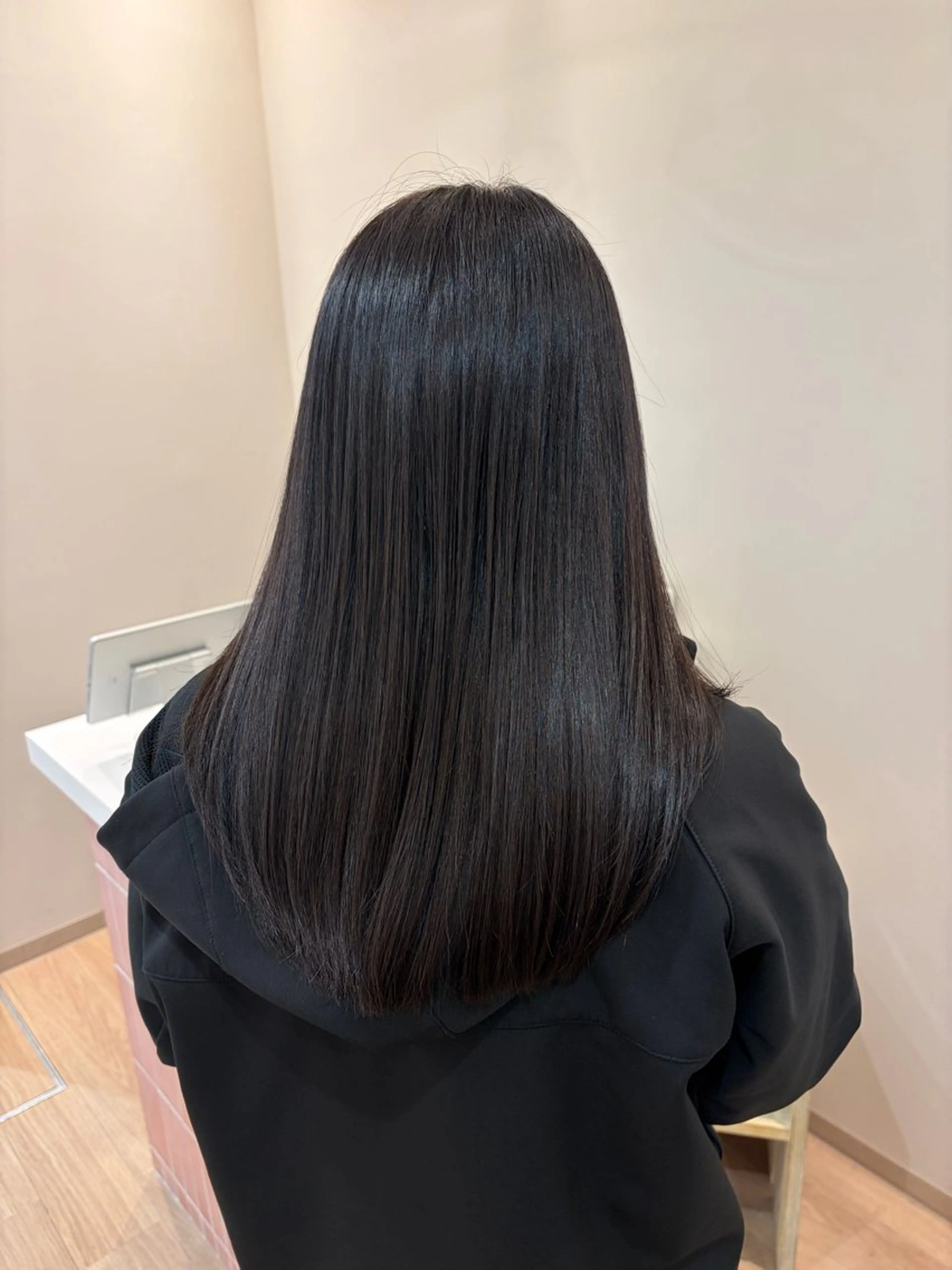 ロング カット ヘアカラー ａｉｋａ🐩 /艶カラー/レイヤーのヘアスタイル