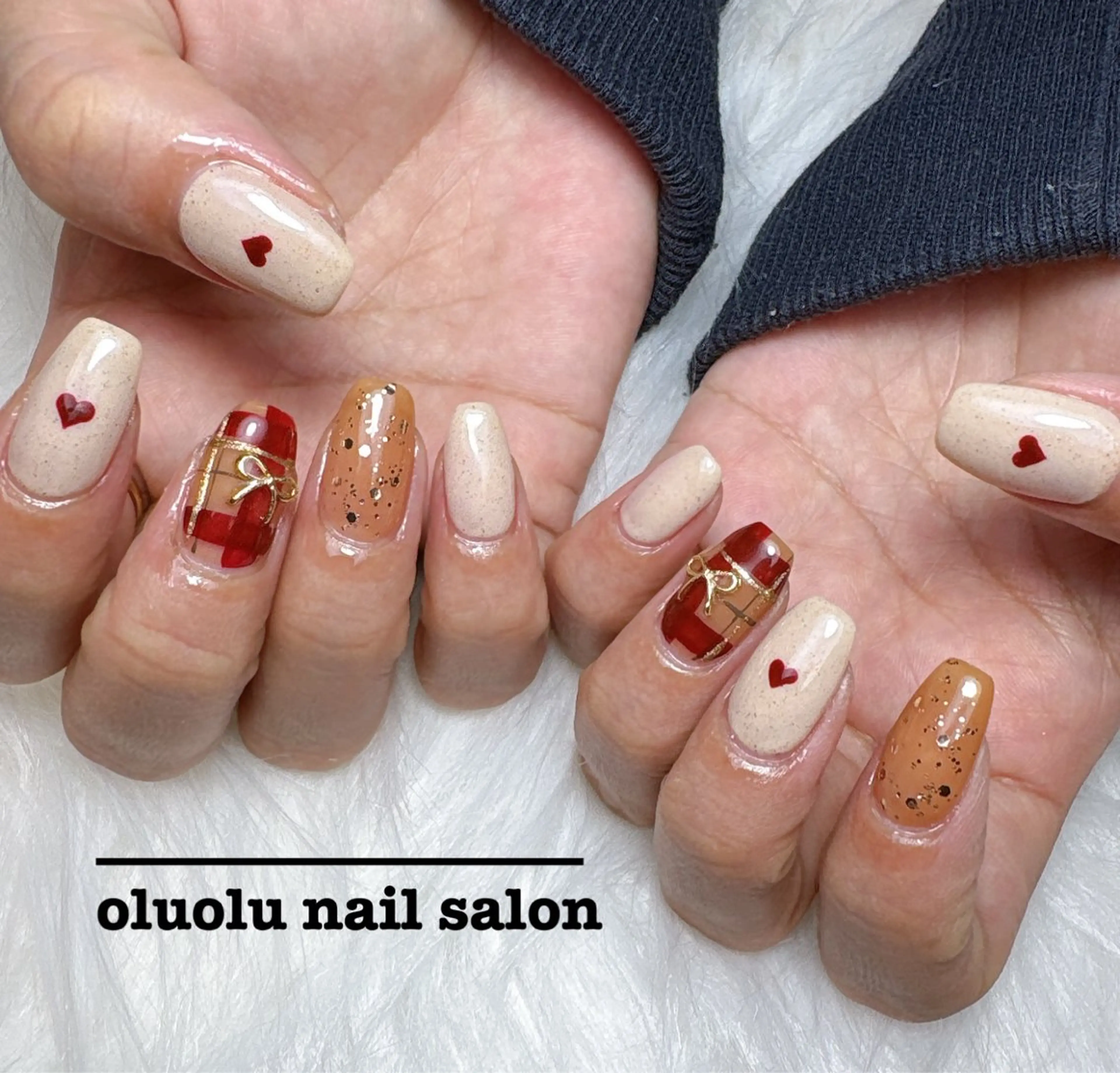 ネイル ボルドー リボン oluolu nailsalonのネイルデザイン