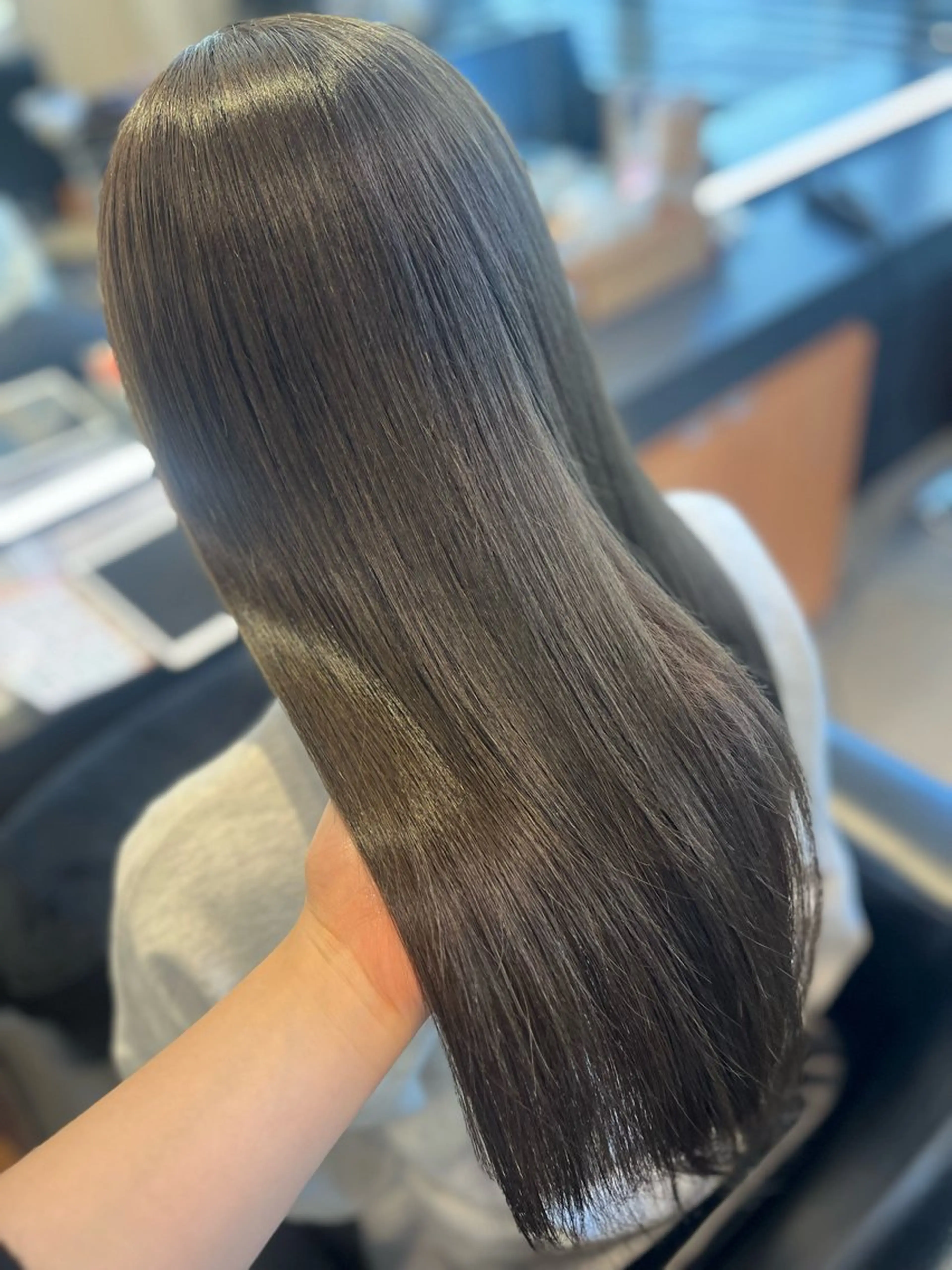 セミロング 髪質改善・水素カラー ARIA(ému)のヘアスタイル