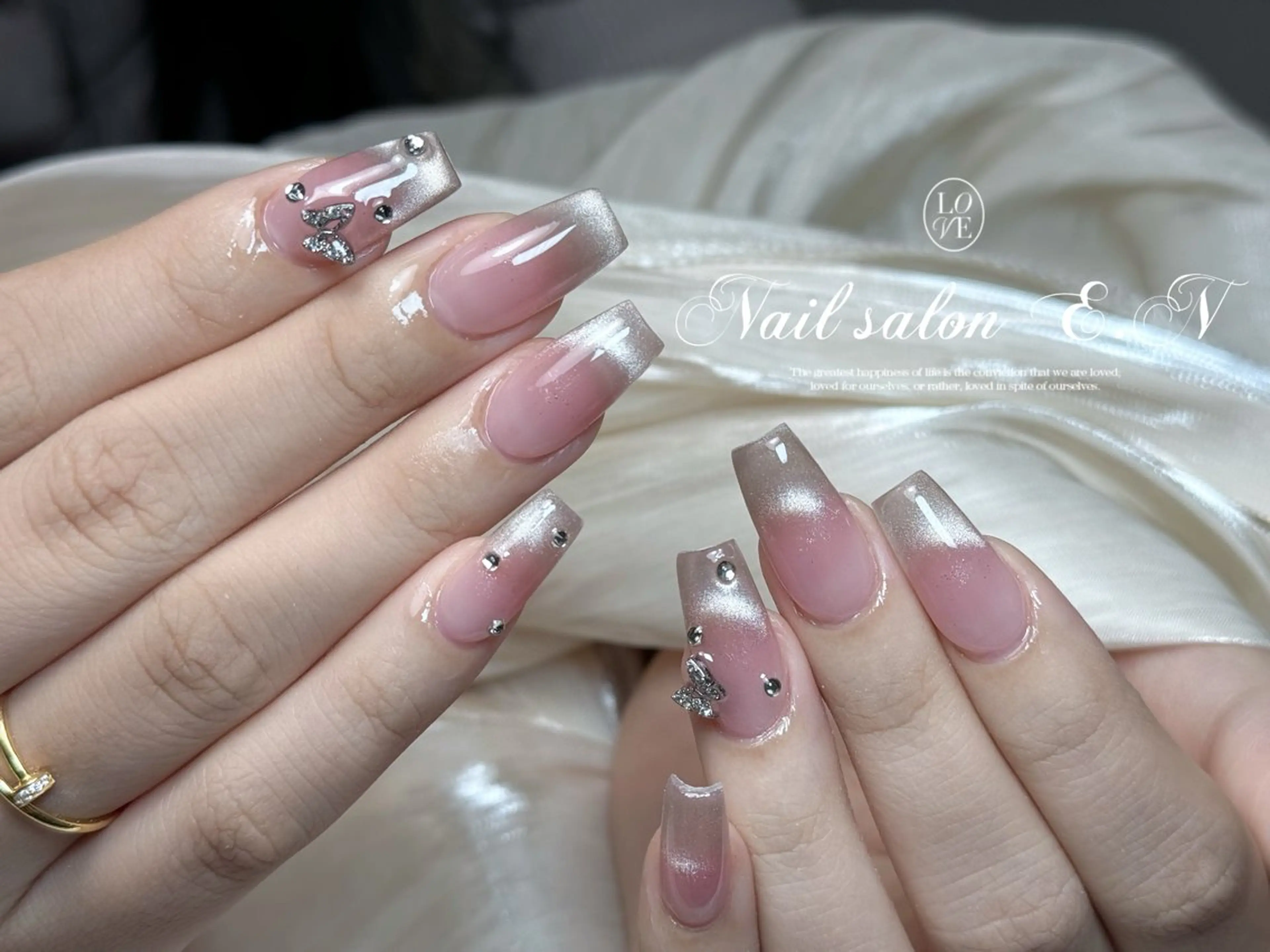 【ジェルオフ無料】ワンホンネイル/マグネットフレンチ7900円【HAND】の写真