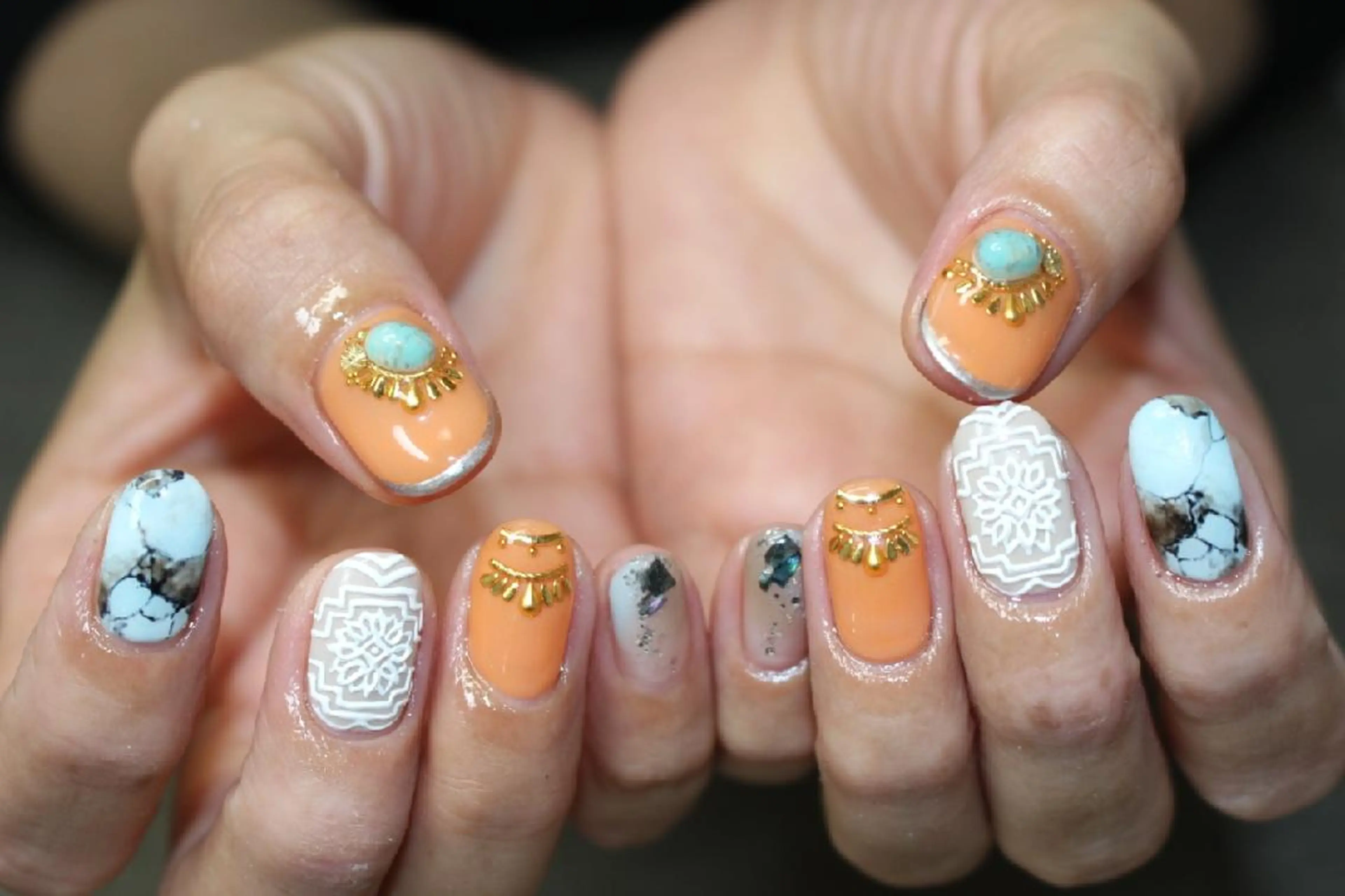 ネイル アートネイル ジェルネイル ミラーネイル ニュアンスネイル ホワイト yu-a☆ ネイル &ホワイトニングのネイルデザイン