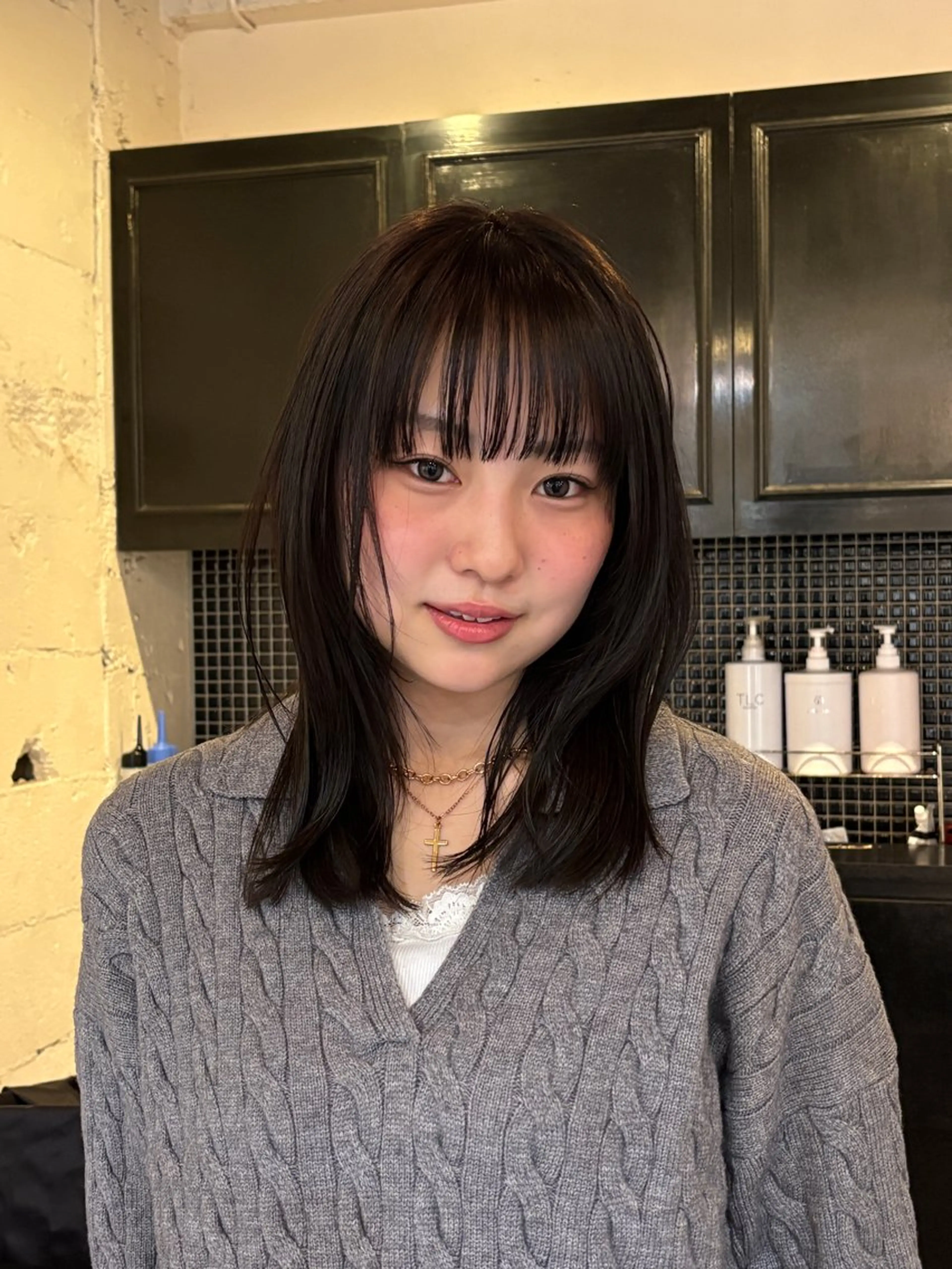 ミディアム カット ヘアカラー トリートメント レディースカット🎀 NANAHAのヘアスタイル