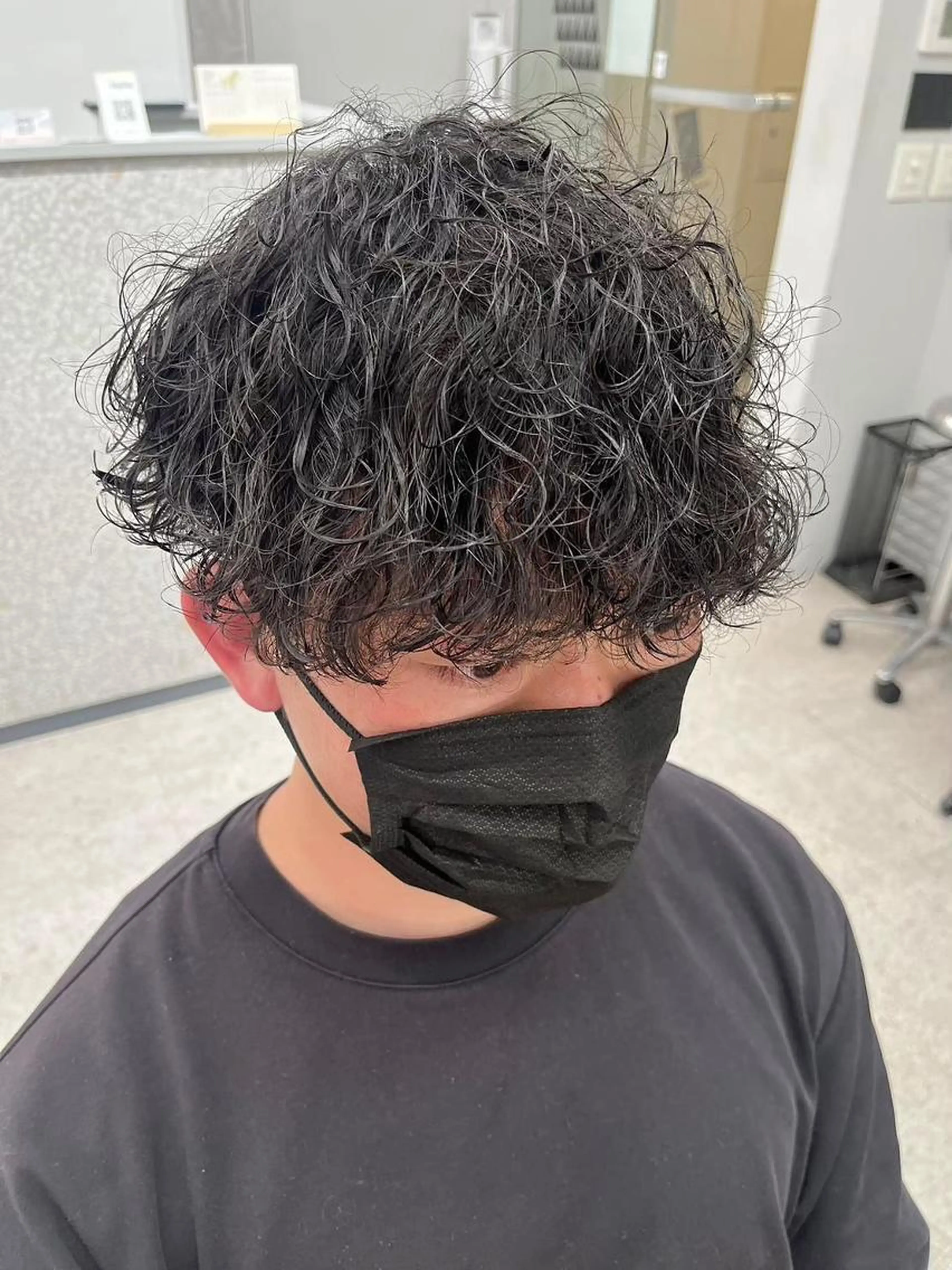 🌸【口コミ投稿で300円オフ❣️】🌸メンズカット・各種パーマクーポン¥7700​〜​⚠️詳細をご覧下さい！の写真