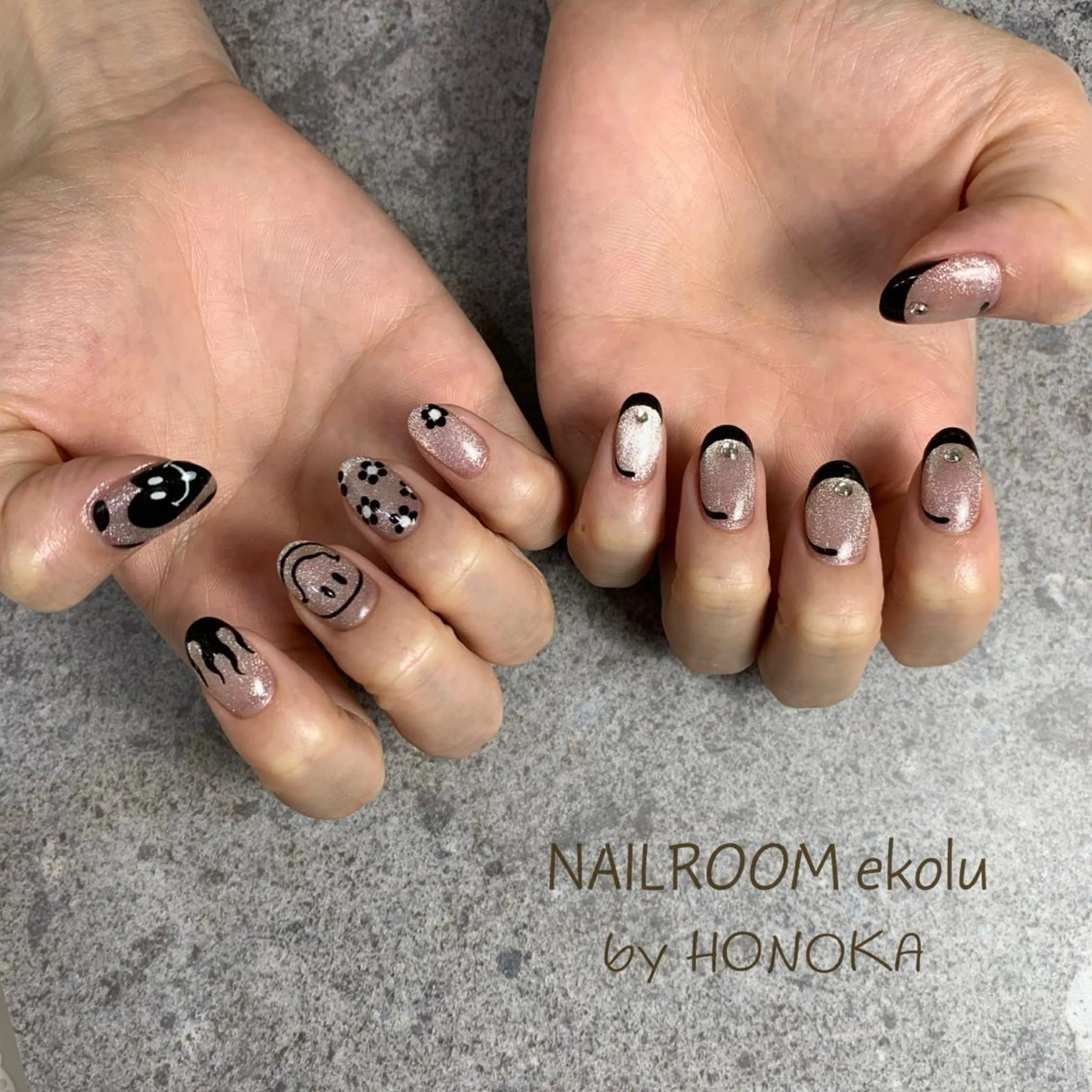 ネイル アートネイル フレンチネイル ジェルネイル マグネットネイル ハンドネイル NAILROOM ekolu所属・近藤 穂乃果のネイルデザイン