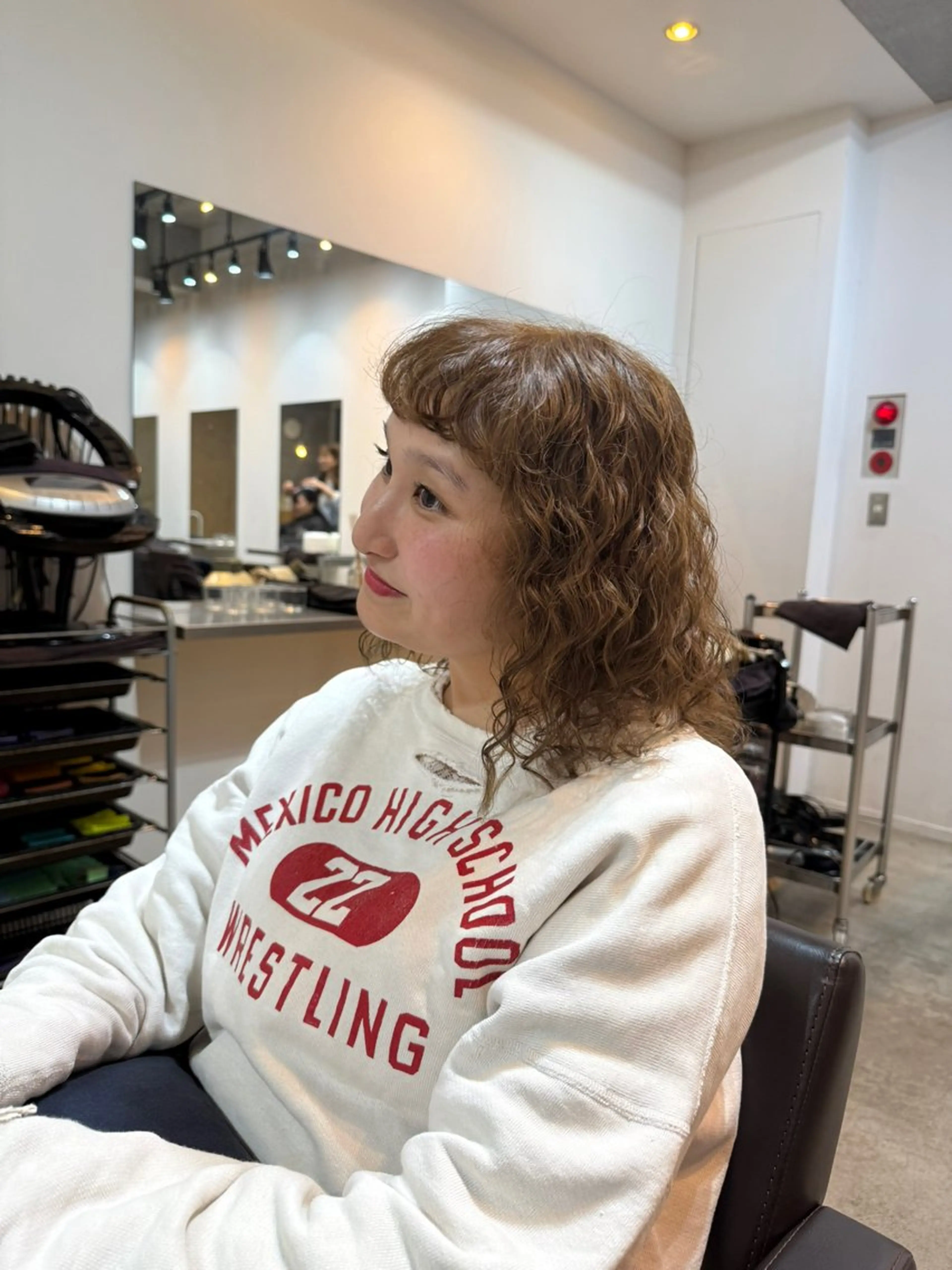 ミディアム カット ヘアカラー パーマ トリートメント デジタルパーマ/ ウェーブパーマ/神野のヘアスタイル